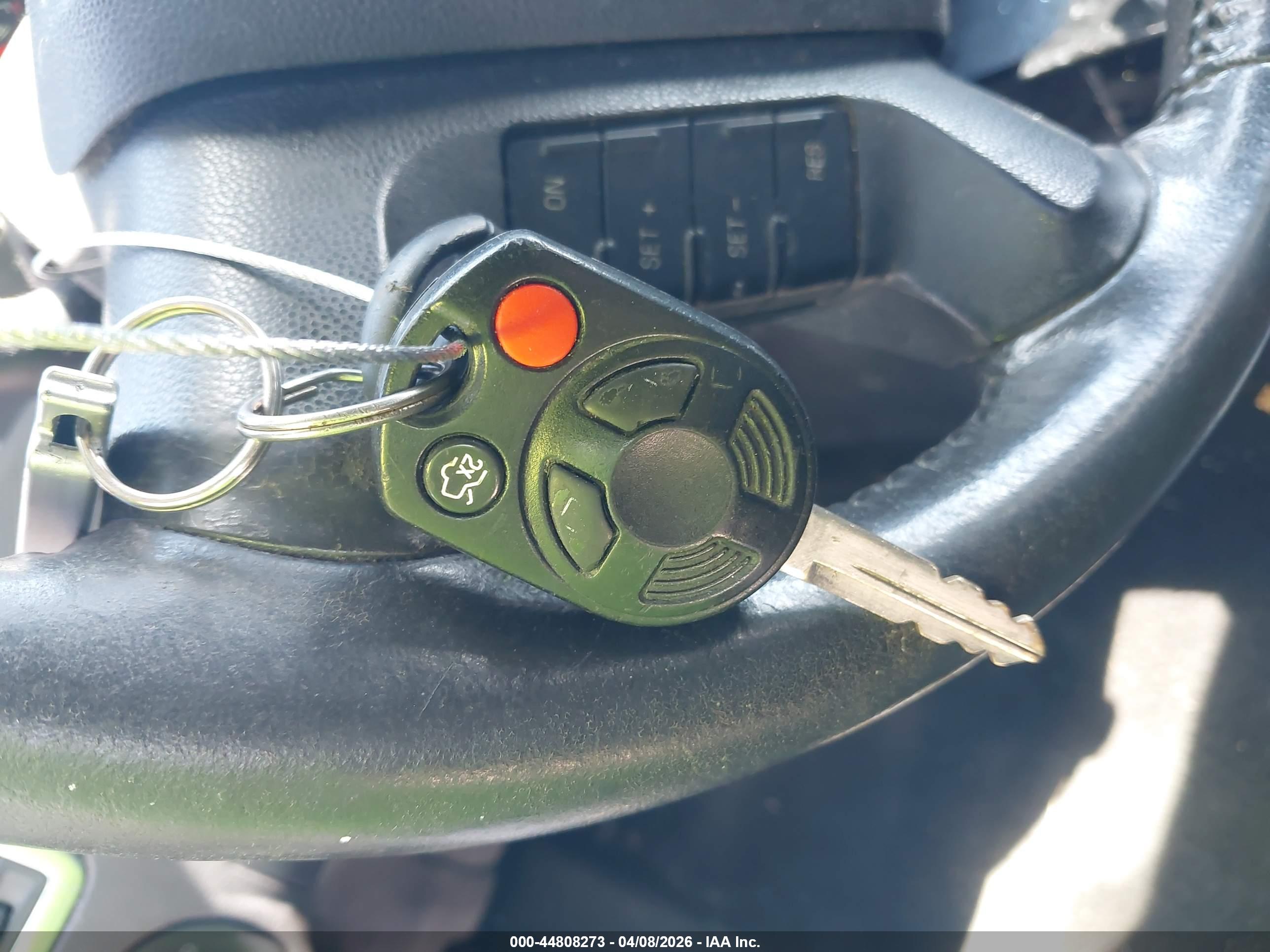 FORD ESCAPE image 11