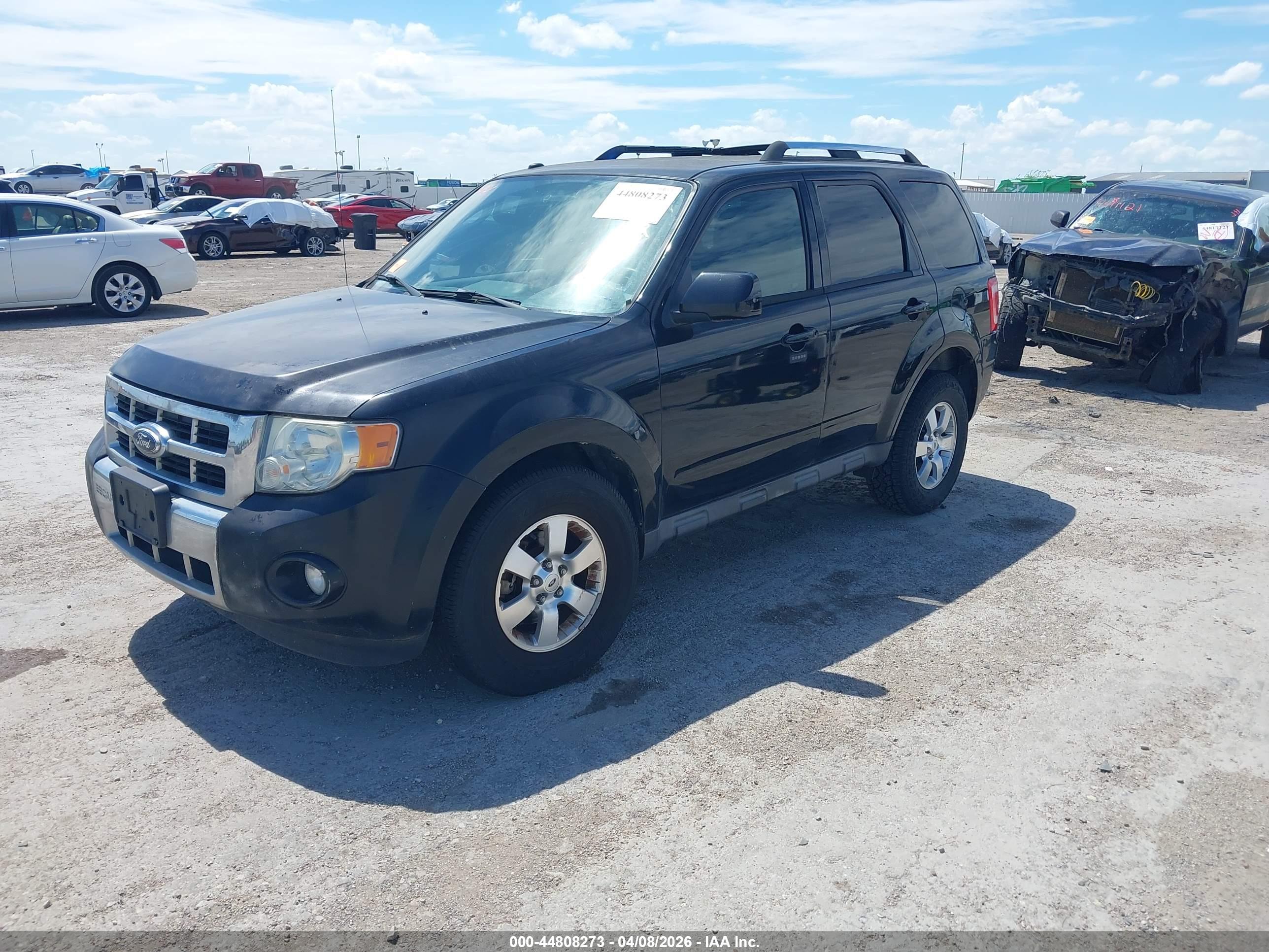 FORD ESCAPE image 2