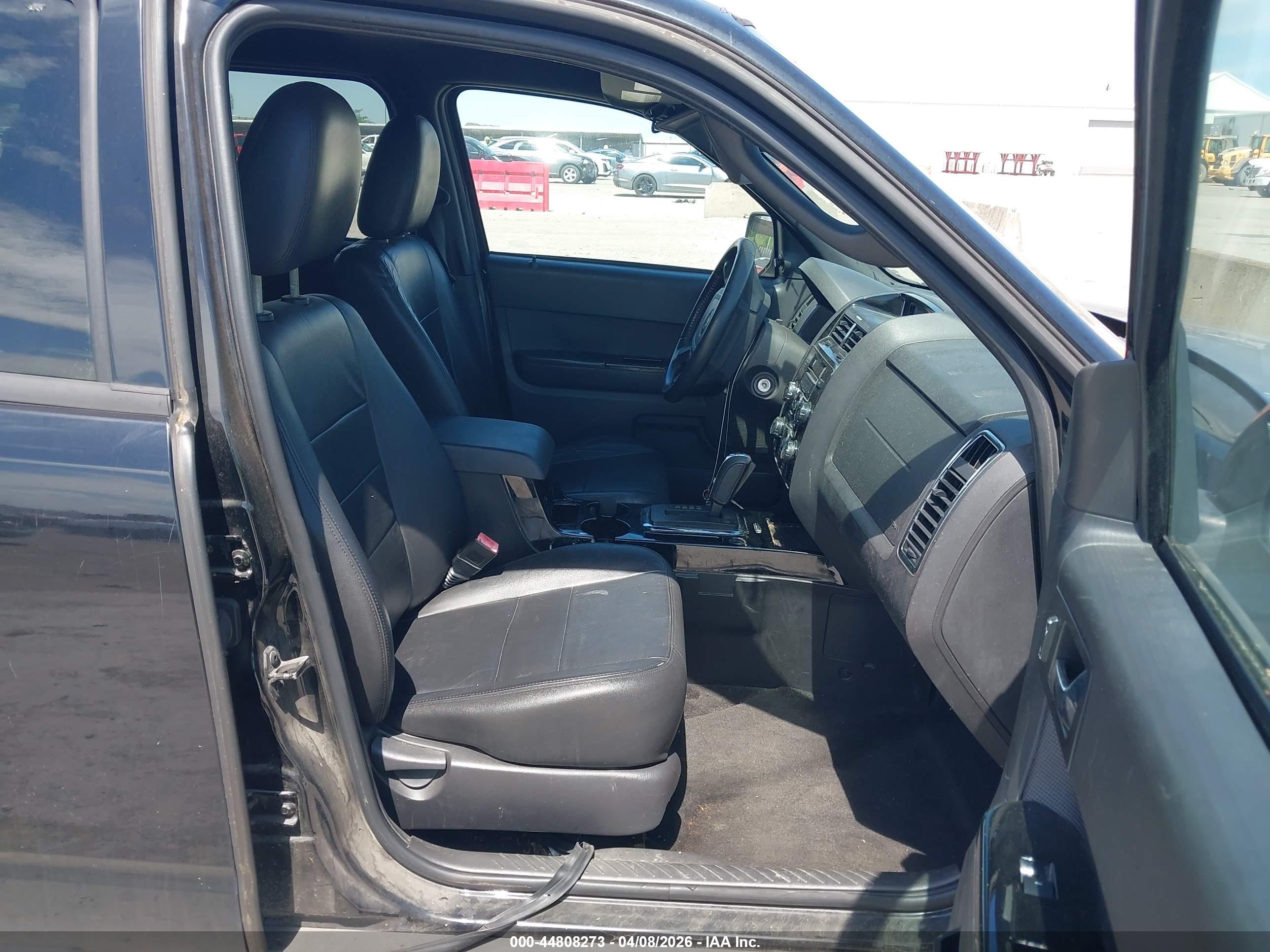 FORD ESCAPE image 5
