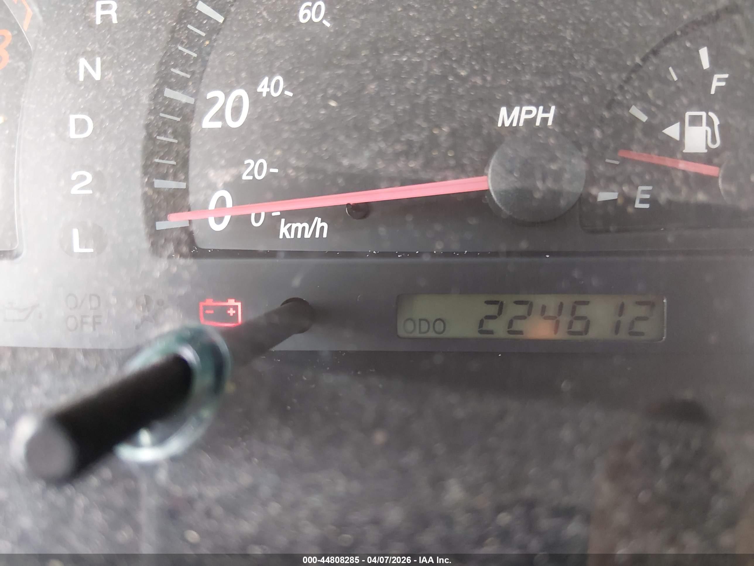 TOYOTA CAMRY image 7