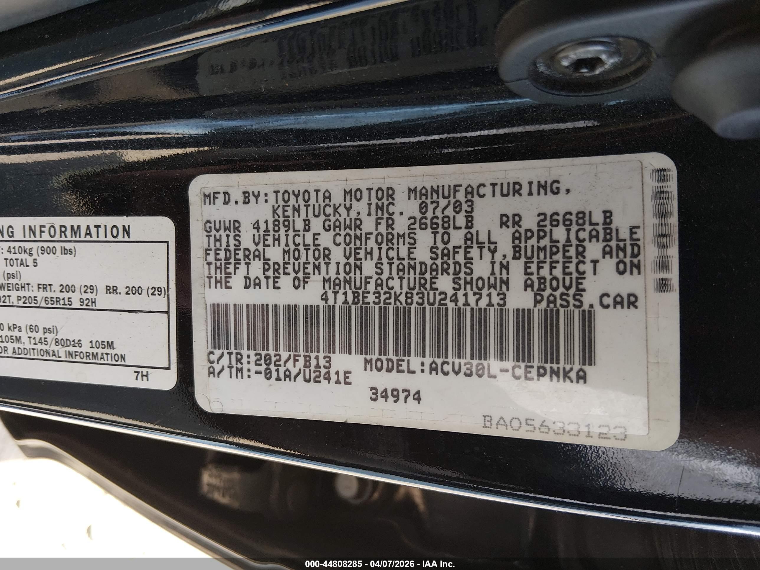 TOYOTA CAMRY image 9