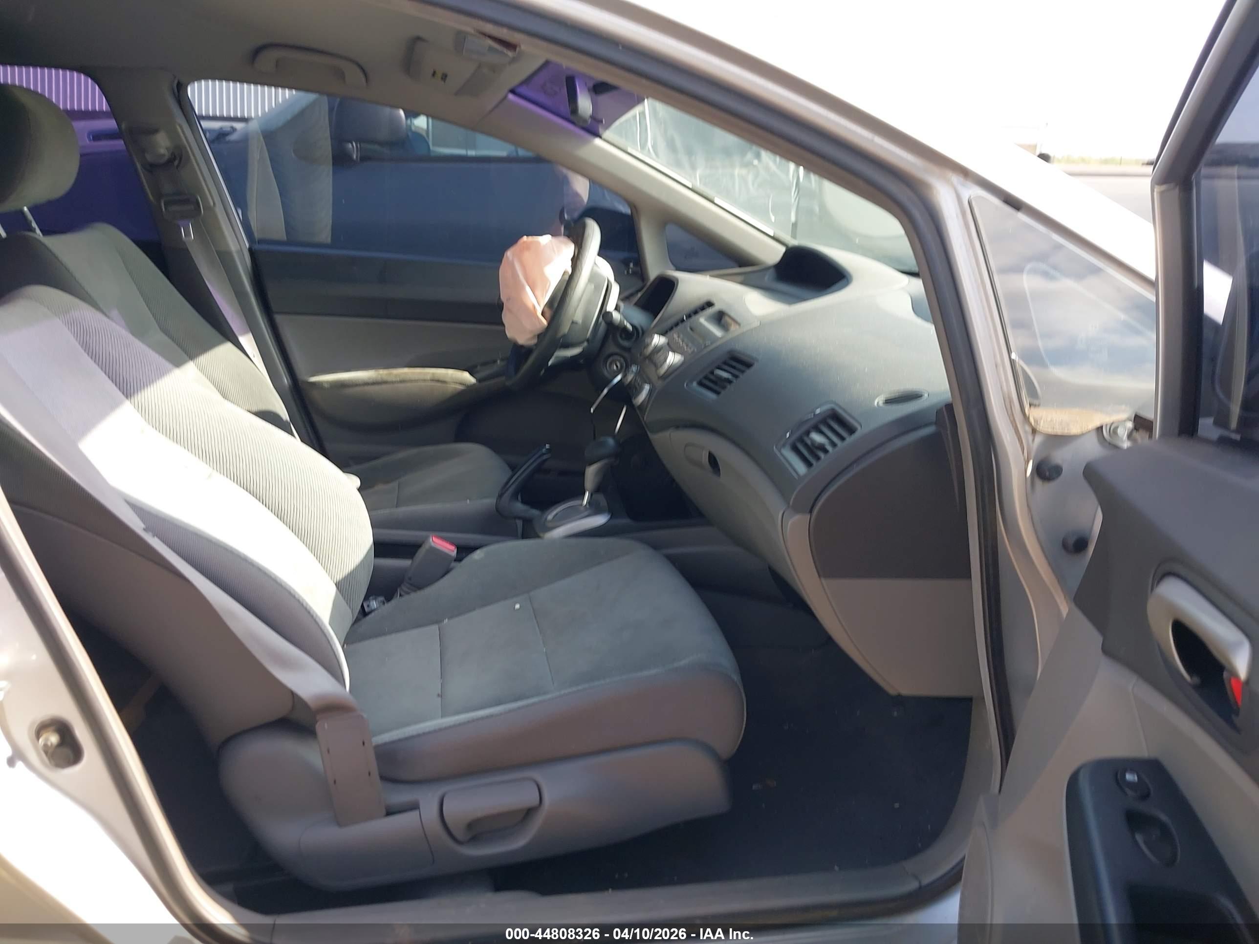 HONDA CIVIC image 5