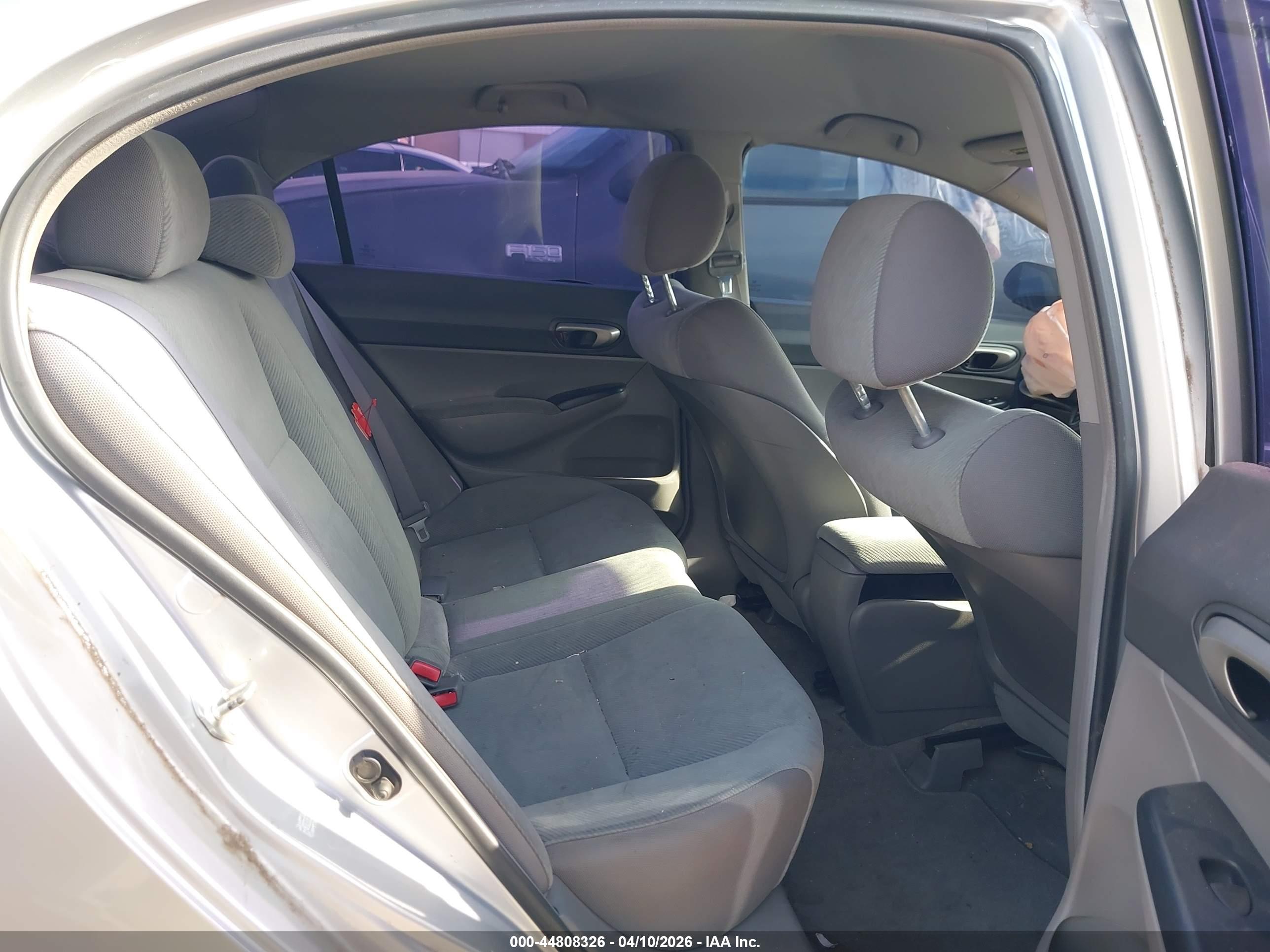 HONDA CIVIC image 8