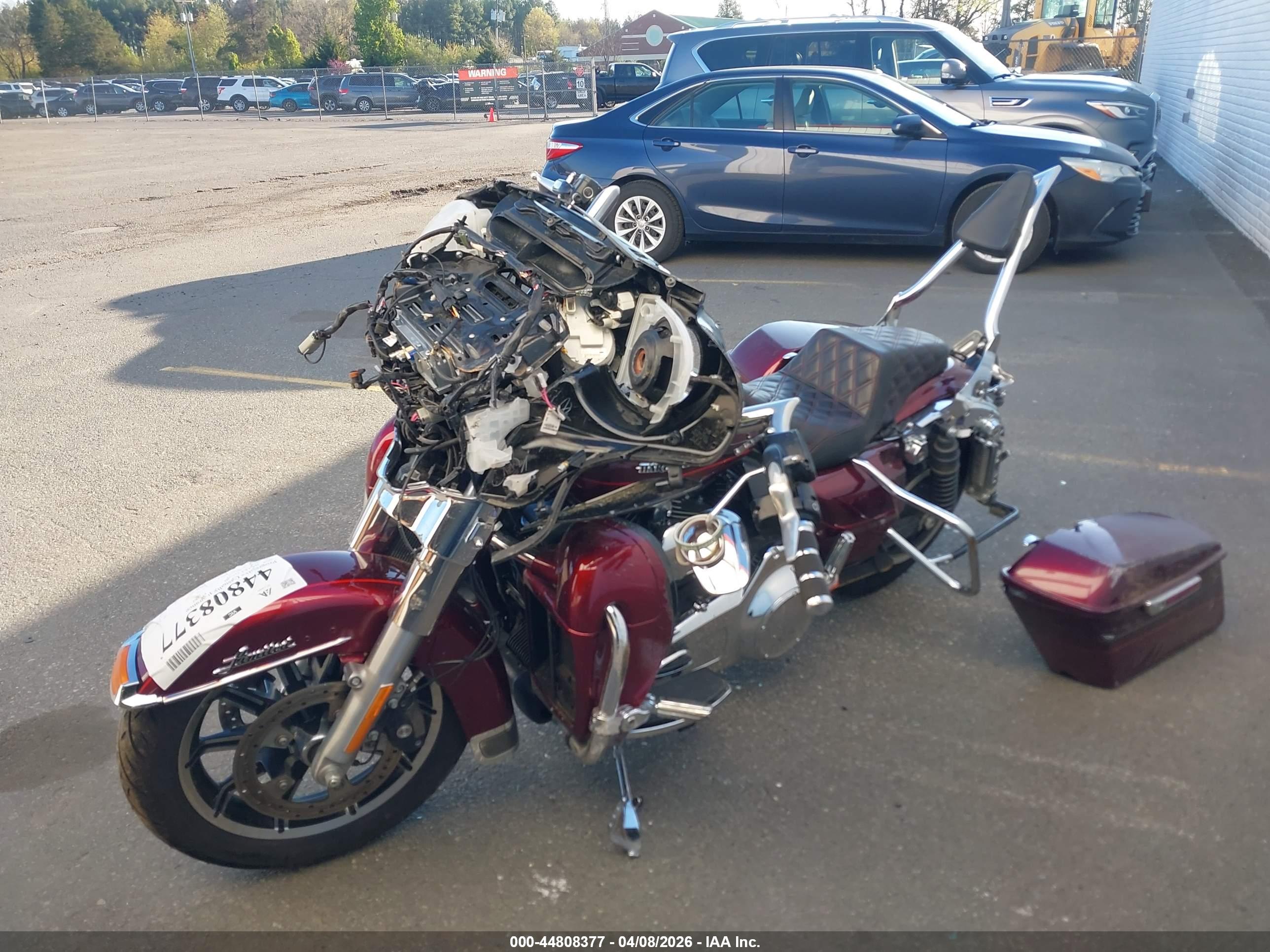 HARLEY-DAVIDSON FLHTKL image 2