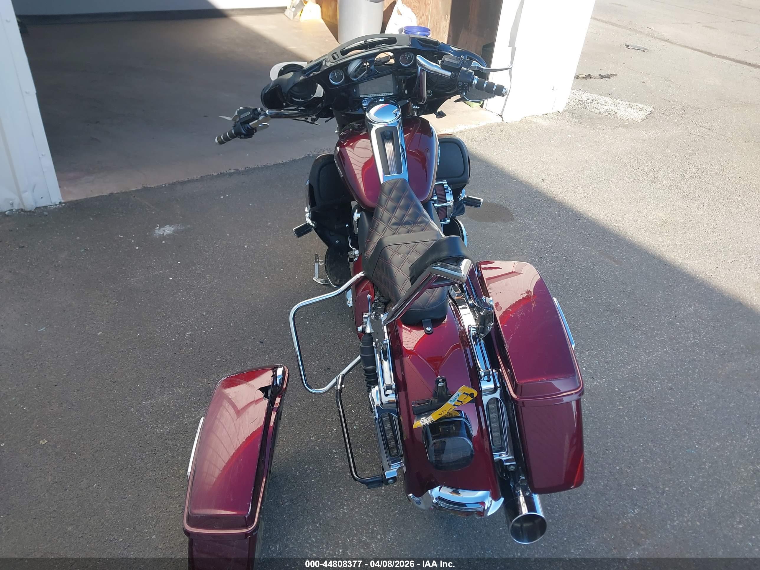 HARLEY-DAVIDSON FLHTKL image 6