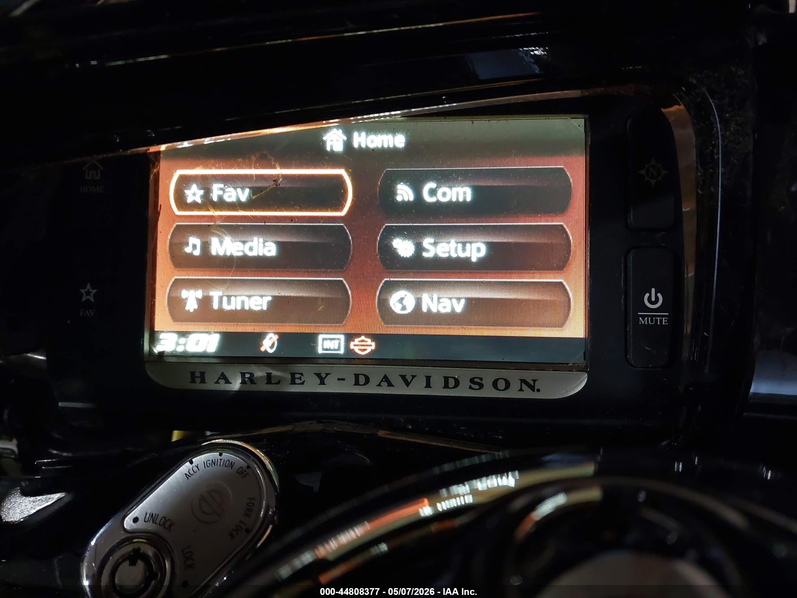 HARLEY-DAVIDSON FLHTKL image 7