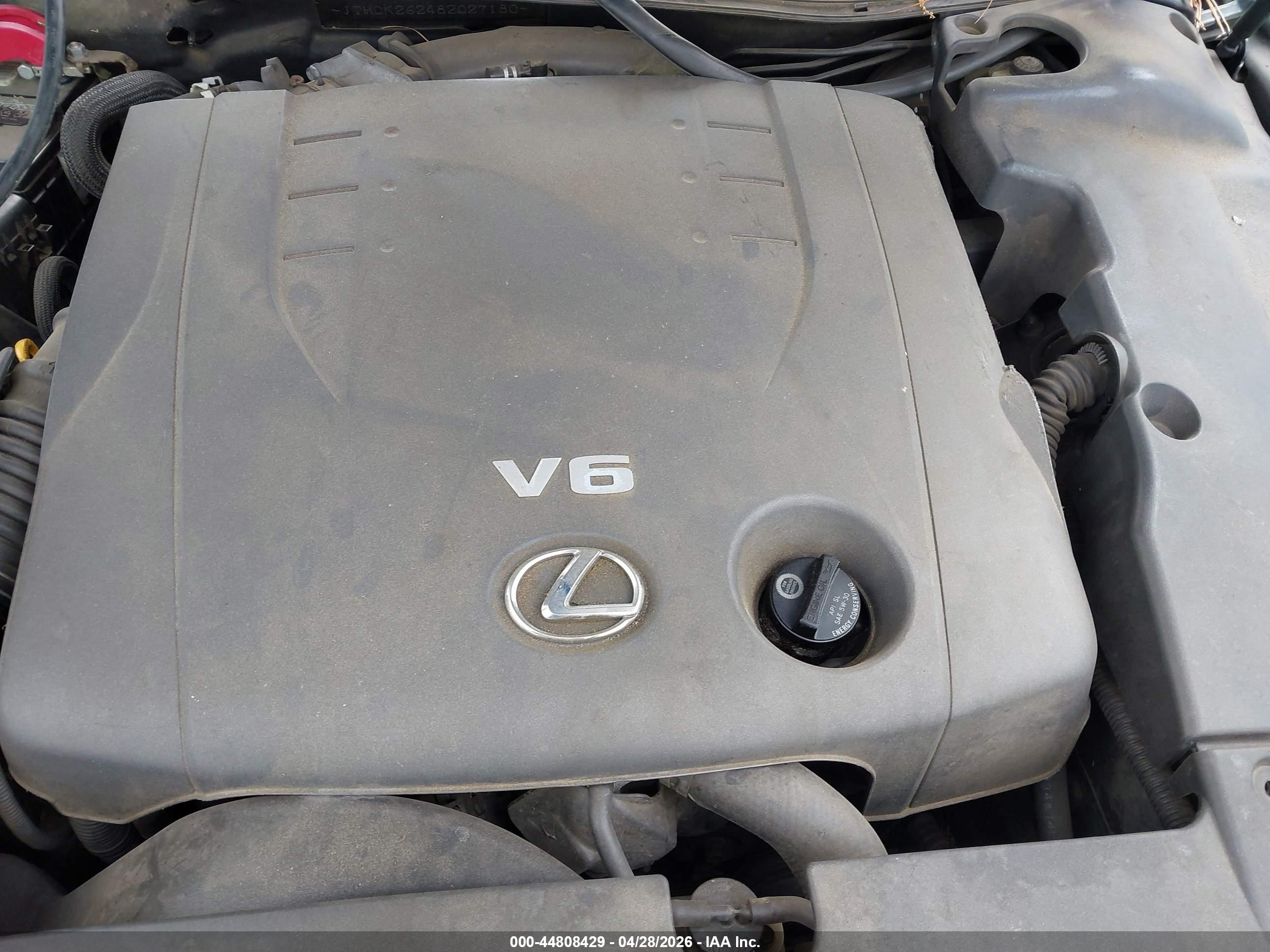 LEXUS IS image 10