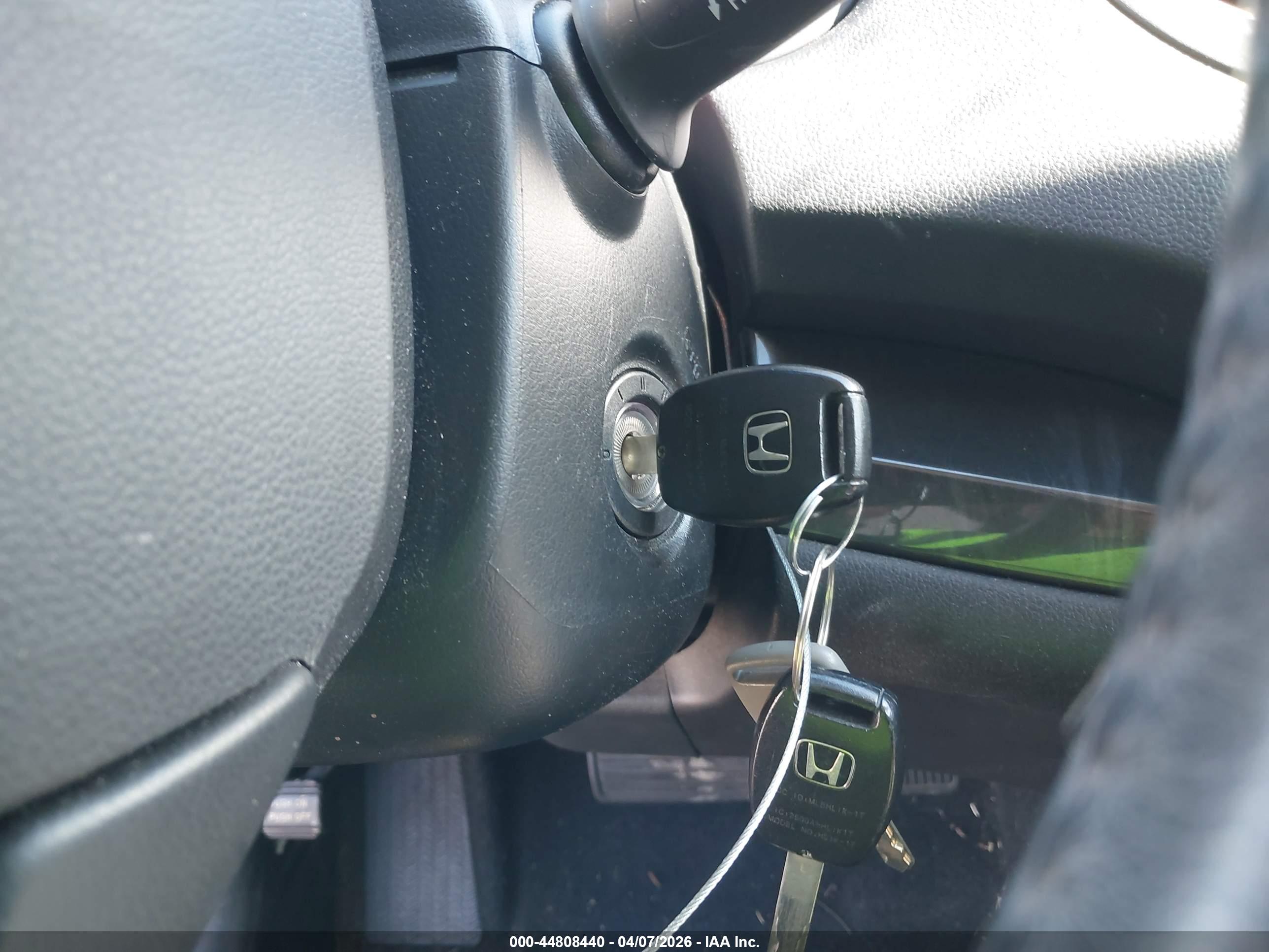 HONDA CR-V image 11