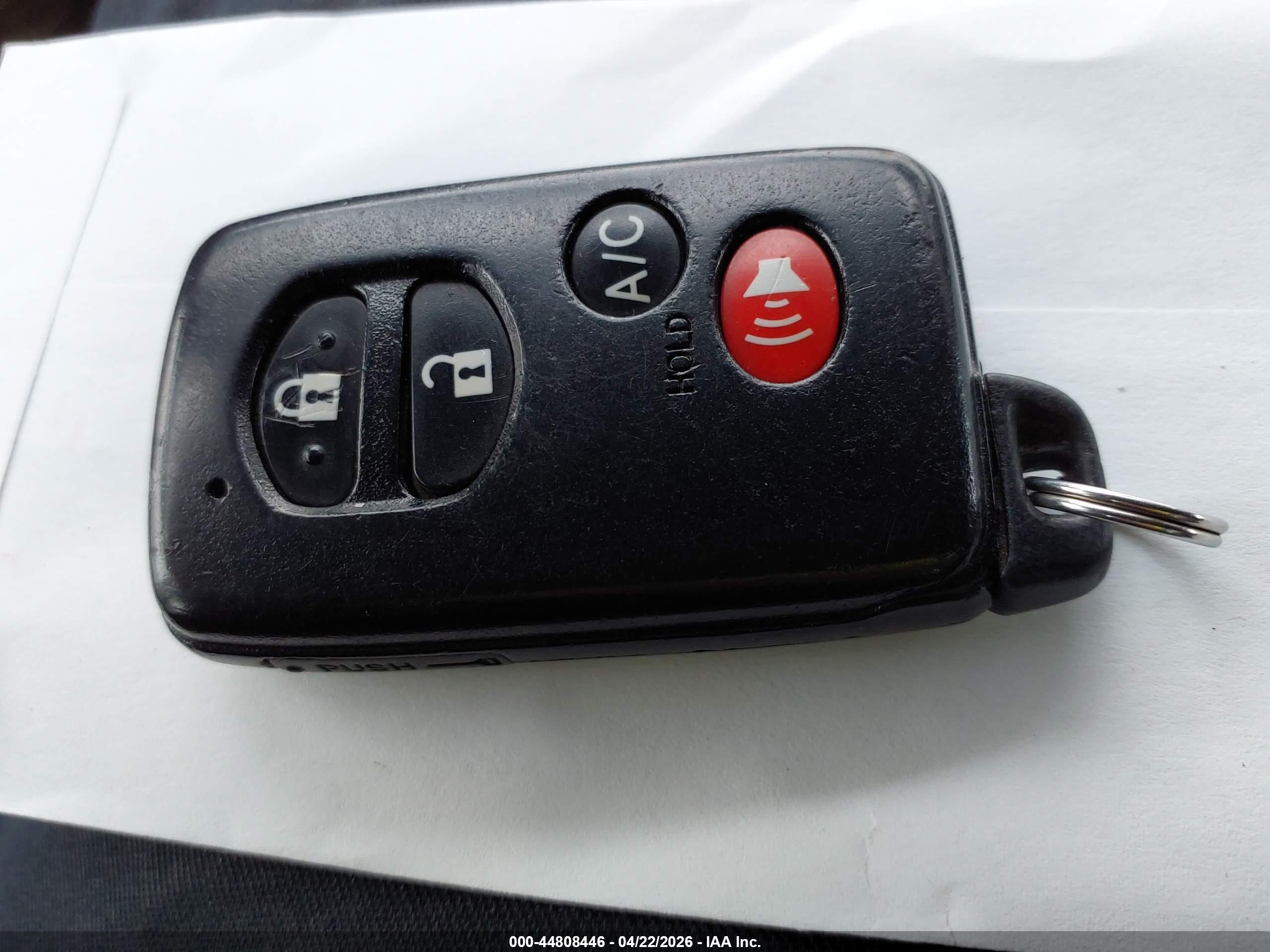 TOYOTA PRIUS image 11