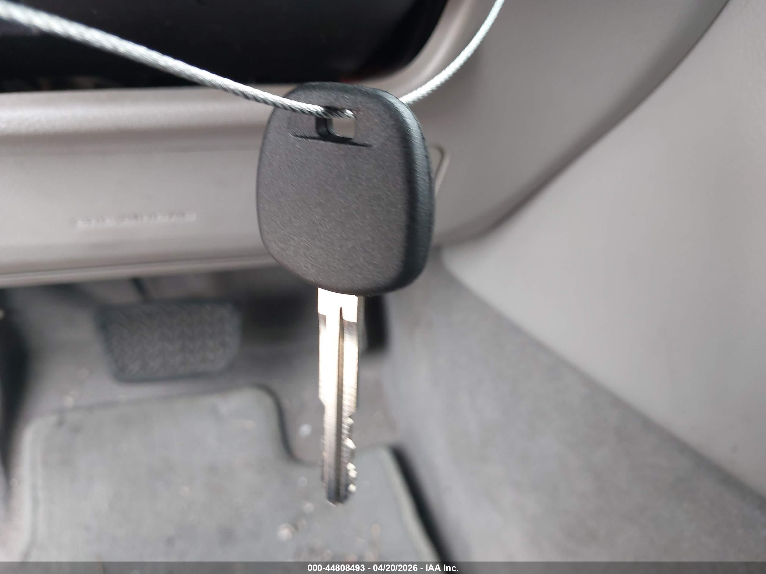 TOYOTA CAMRY image 11