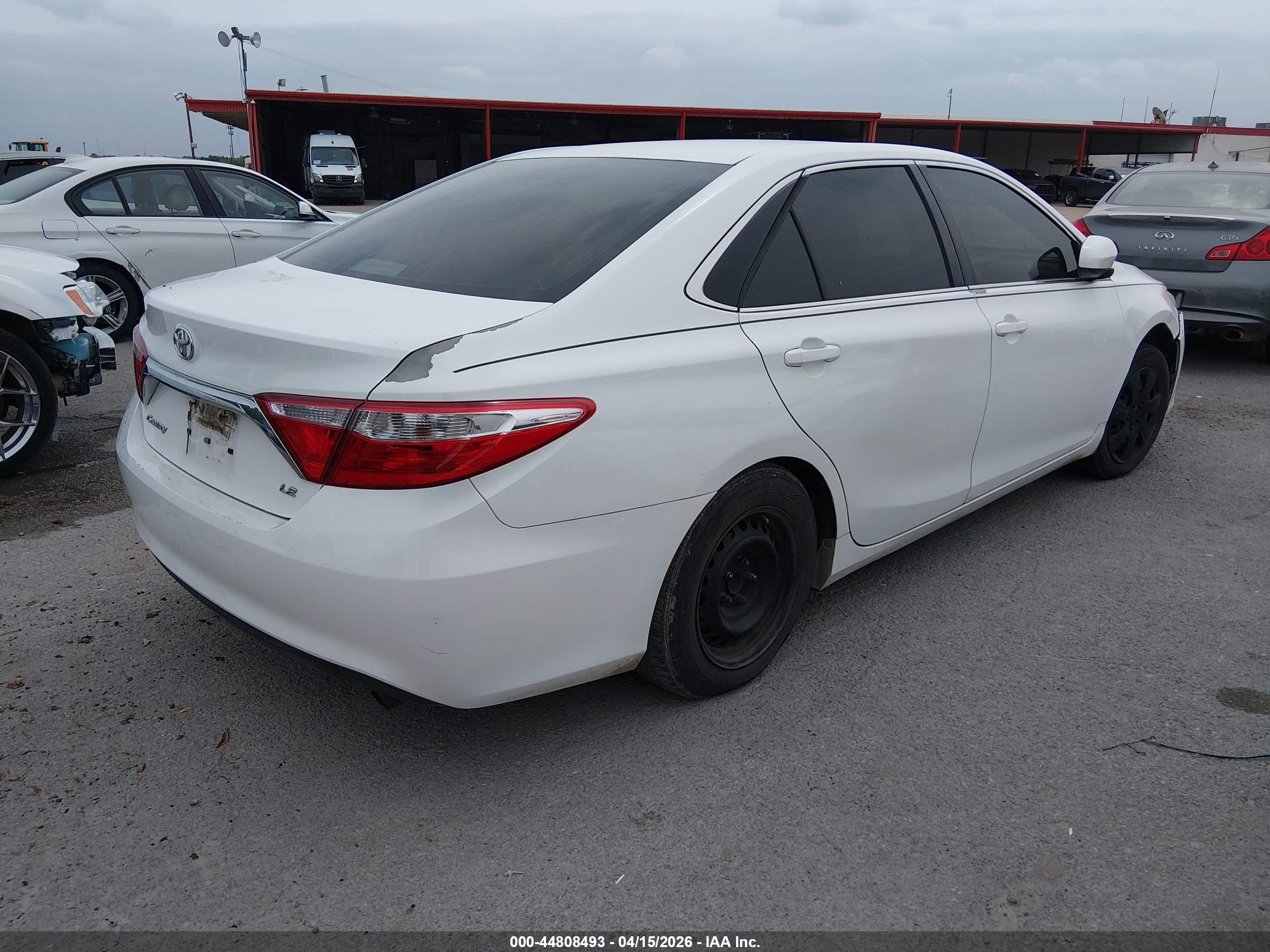 TOYOTA CAMRY image 4