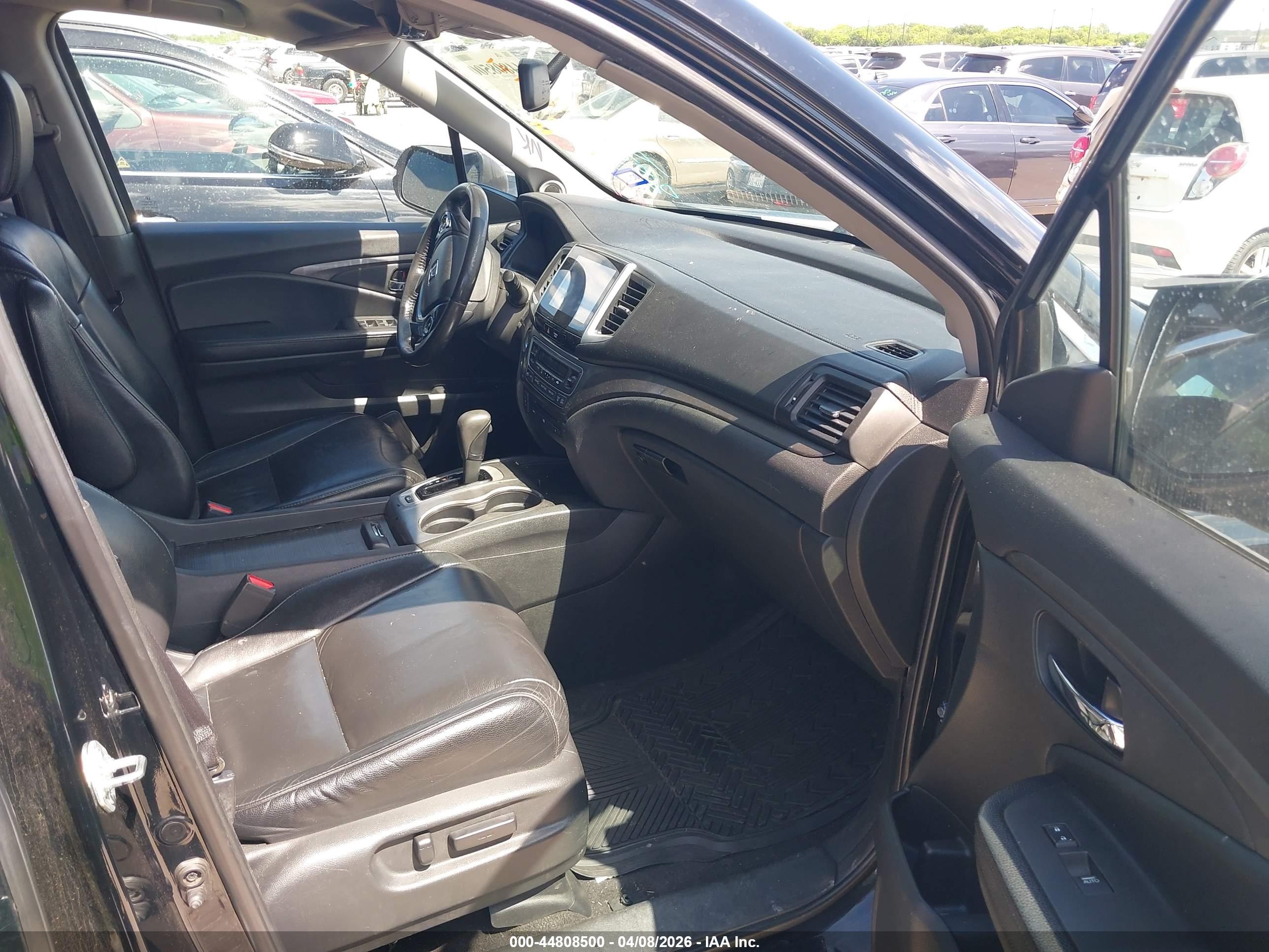 HONDA PILOT image 5