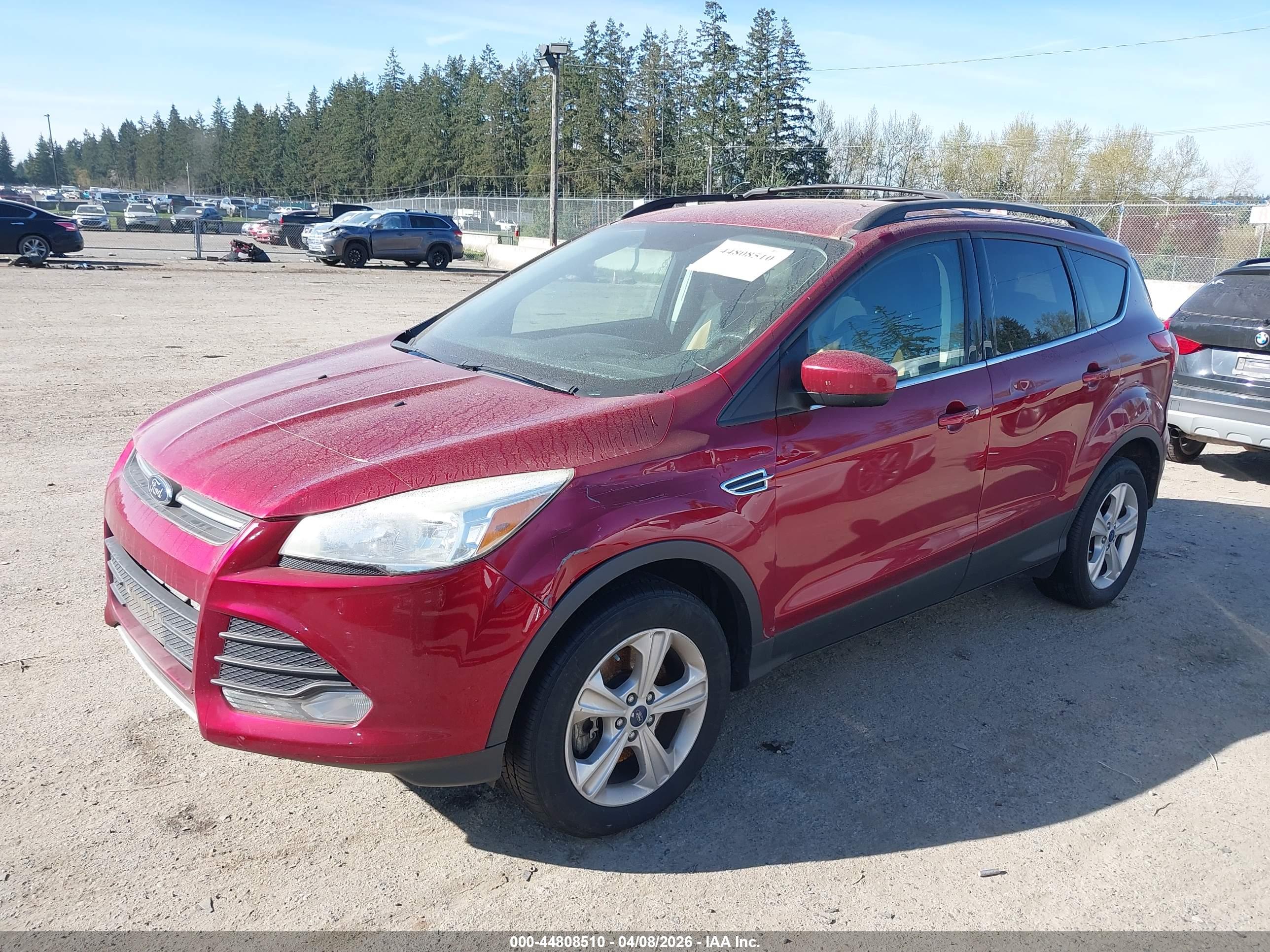 FORD ESCAPE image 2