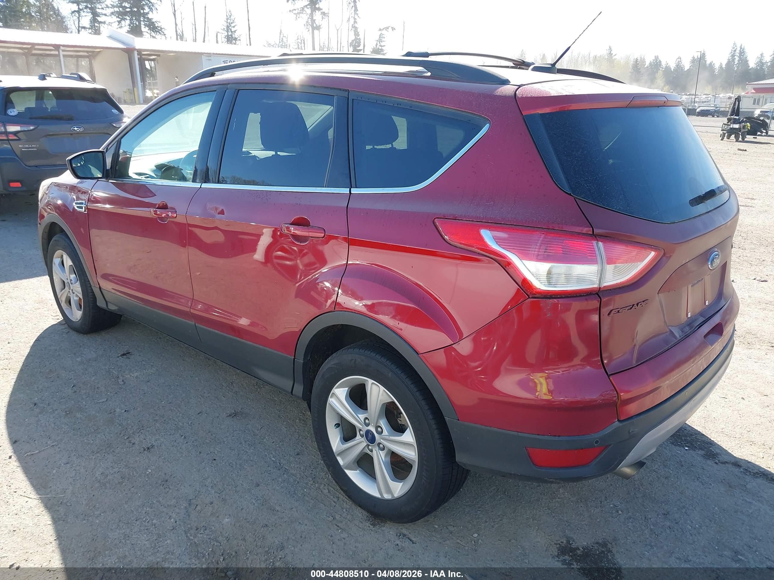 FORD ESCAPE image 3