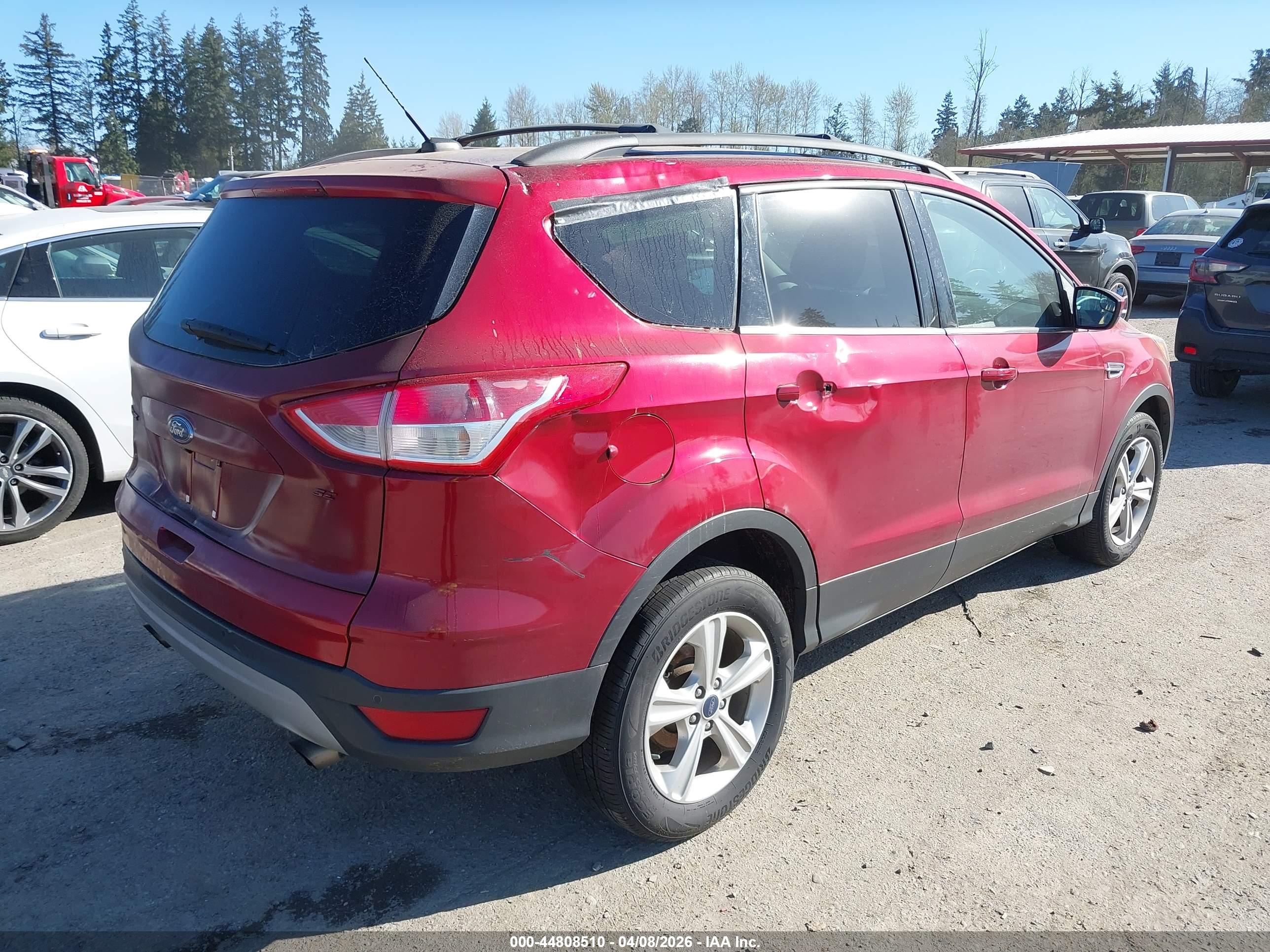 FORD ESCAPE image 4