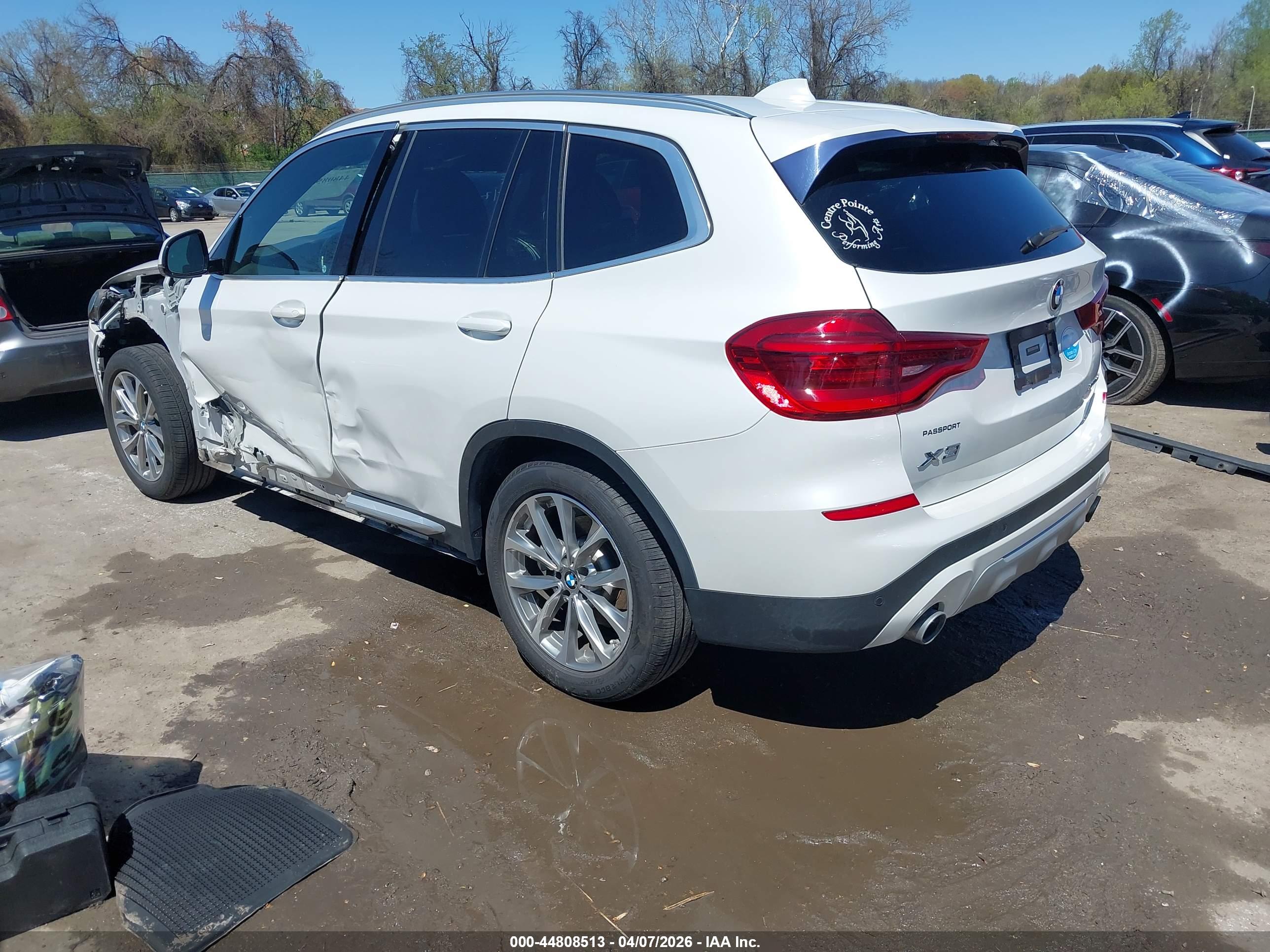 BMW X3 image 3
