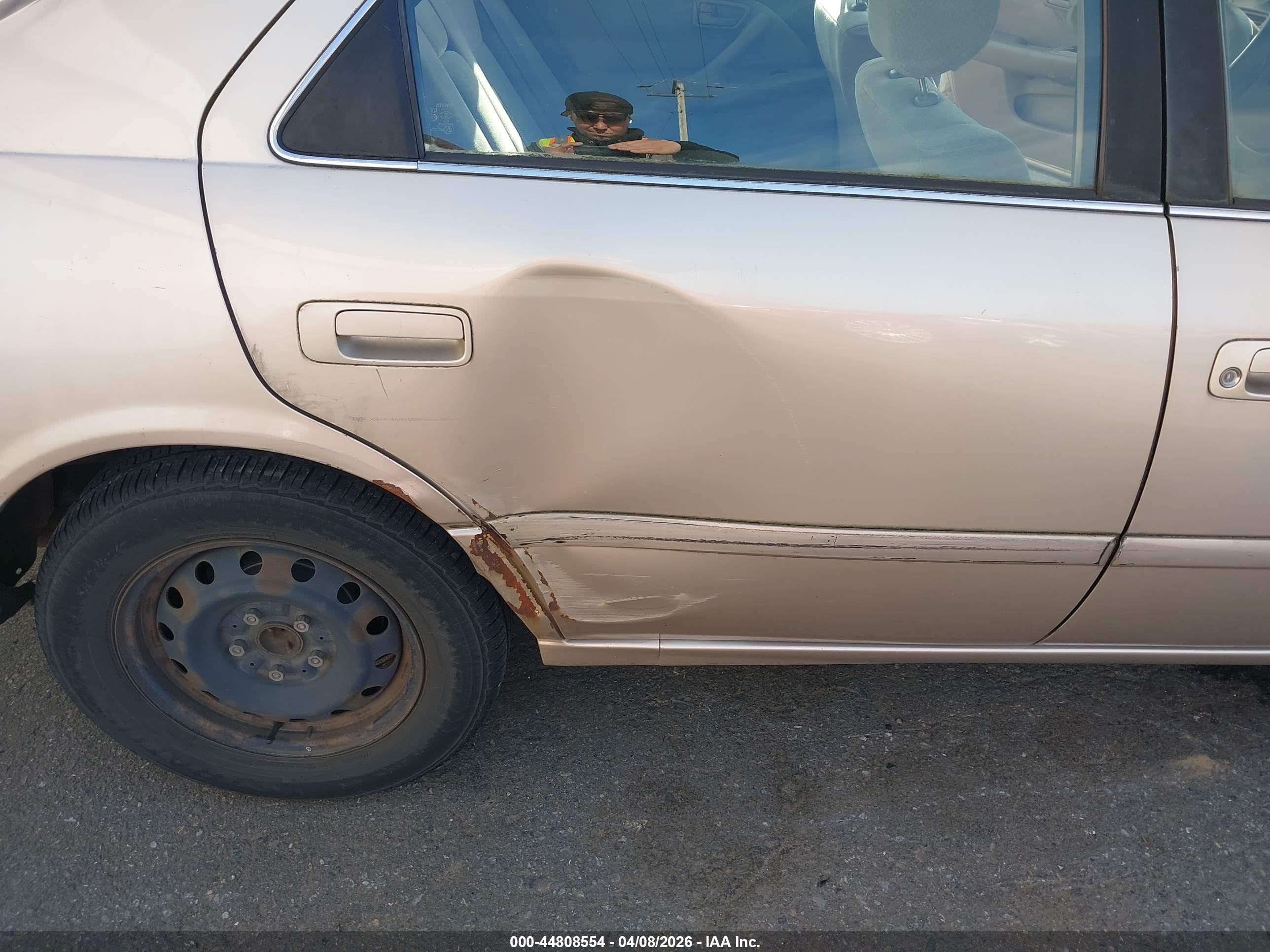 TOYOTA CAMRY image 6