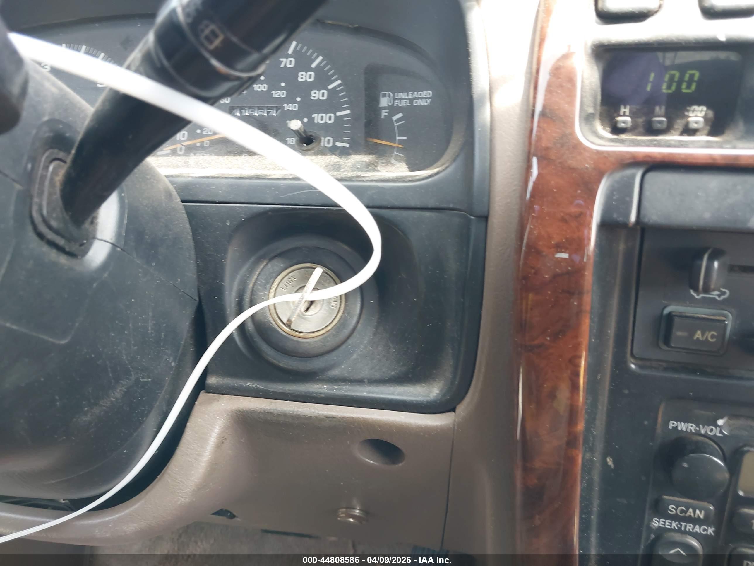 TOYOTA 4RUNNER image 11
