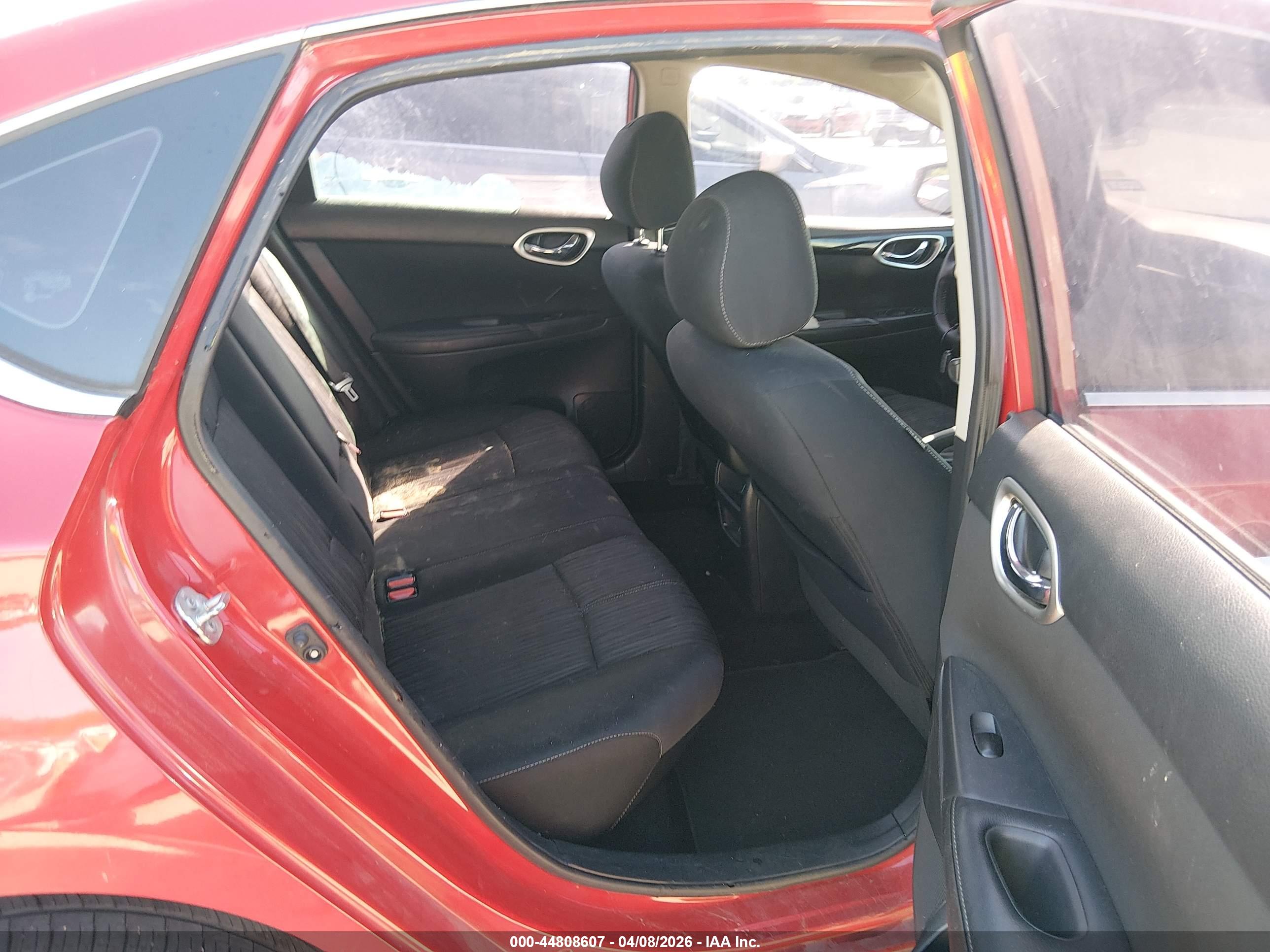 NISSAN SENTRA image 8
