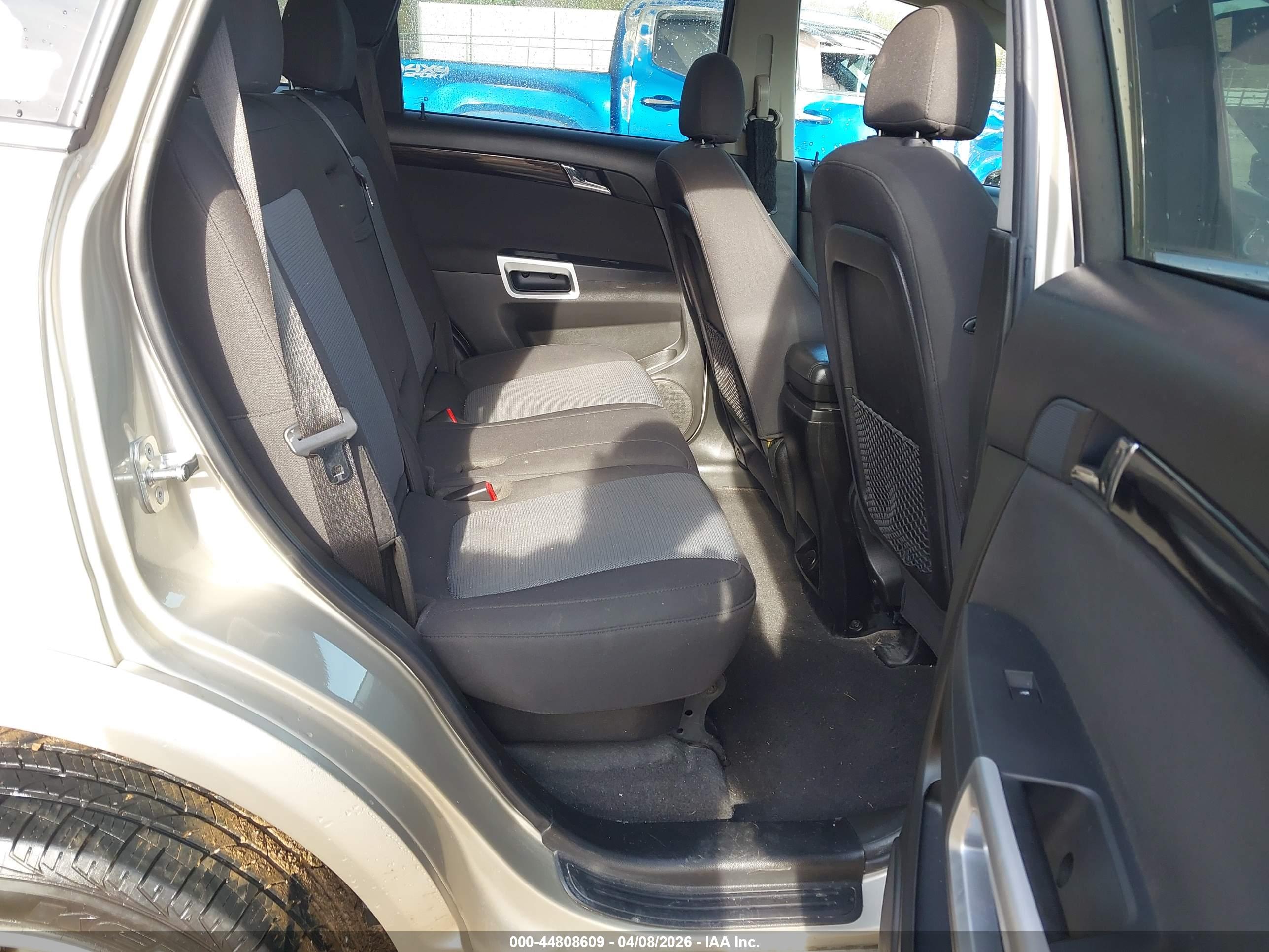 CHEVROLET CAPTIVA image 8