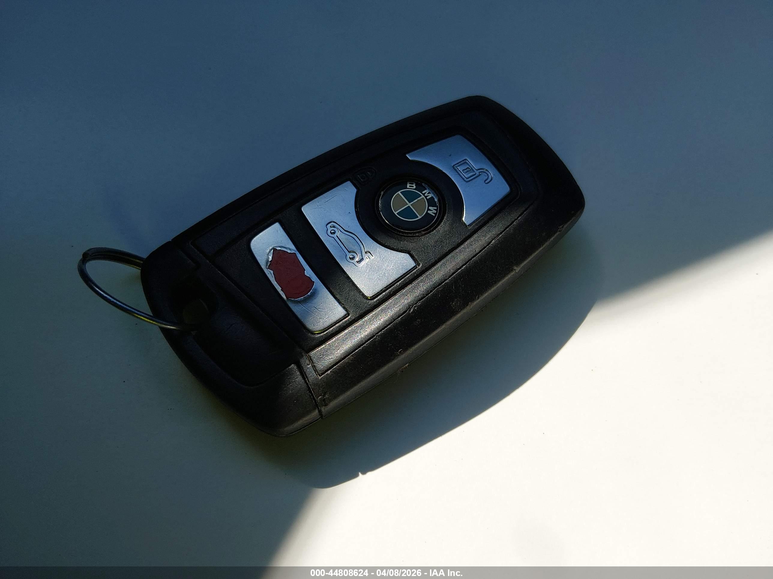 BMW 550I image 11
