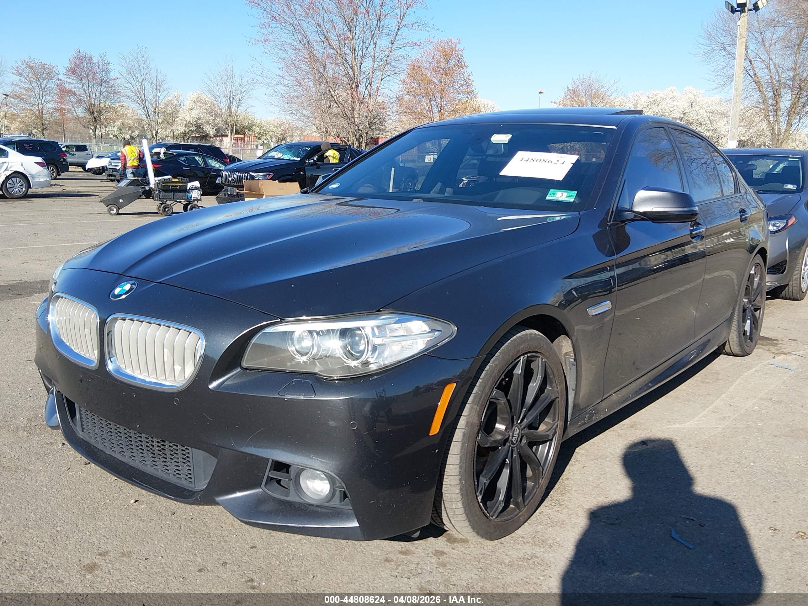 BMW 550I image 2