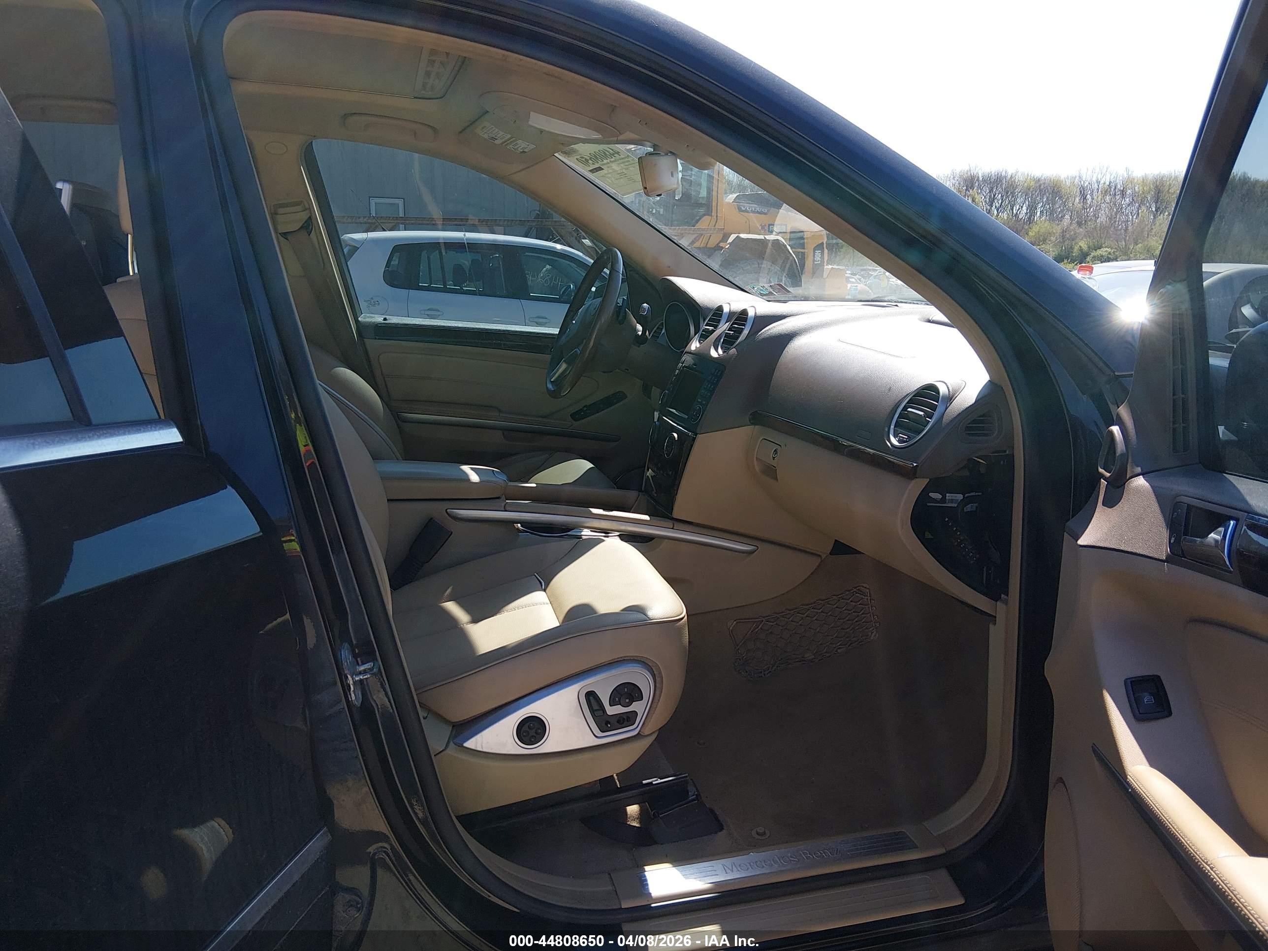 MERCEDES-BENZ GL image 5
