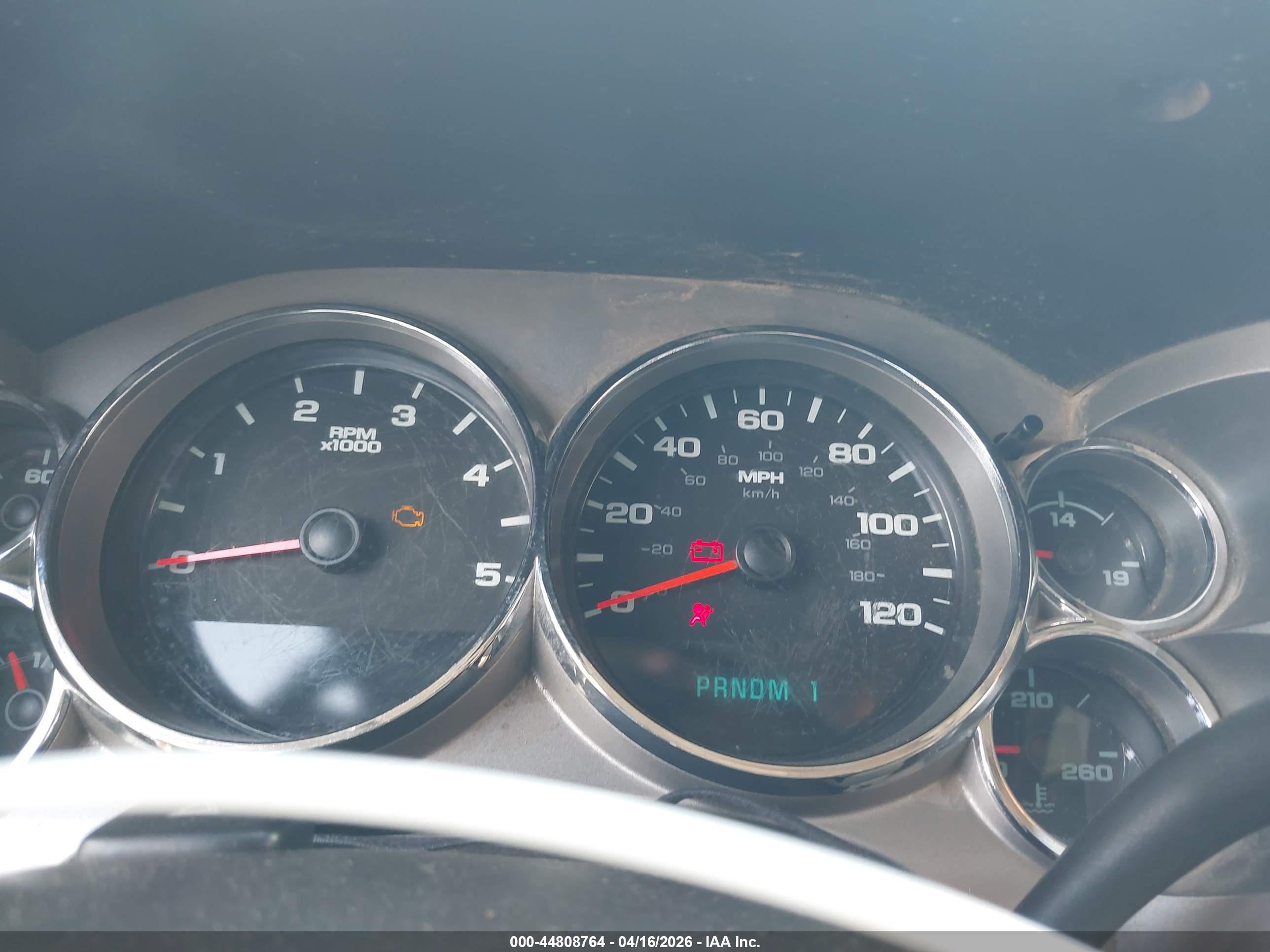 CHEVROLET SILVERADO image 6