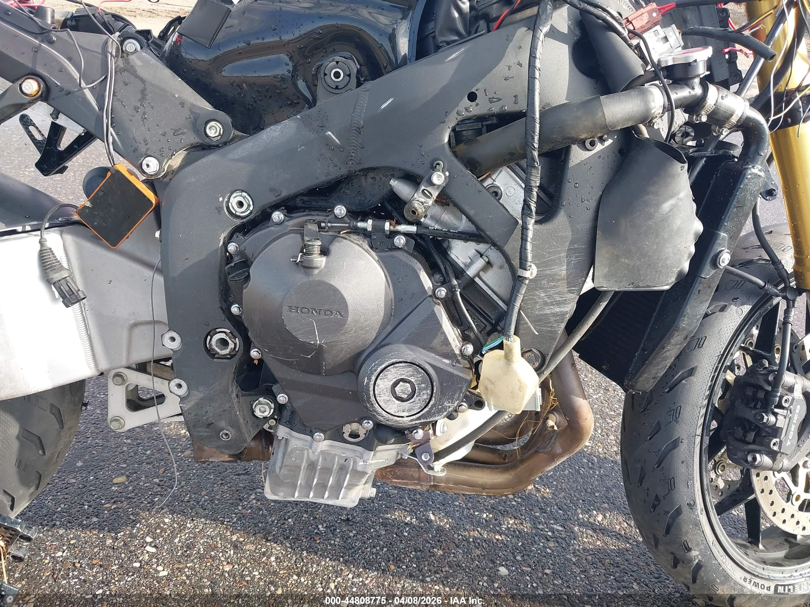 HONDA CBR600 image 8