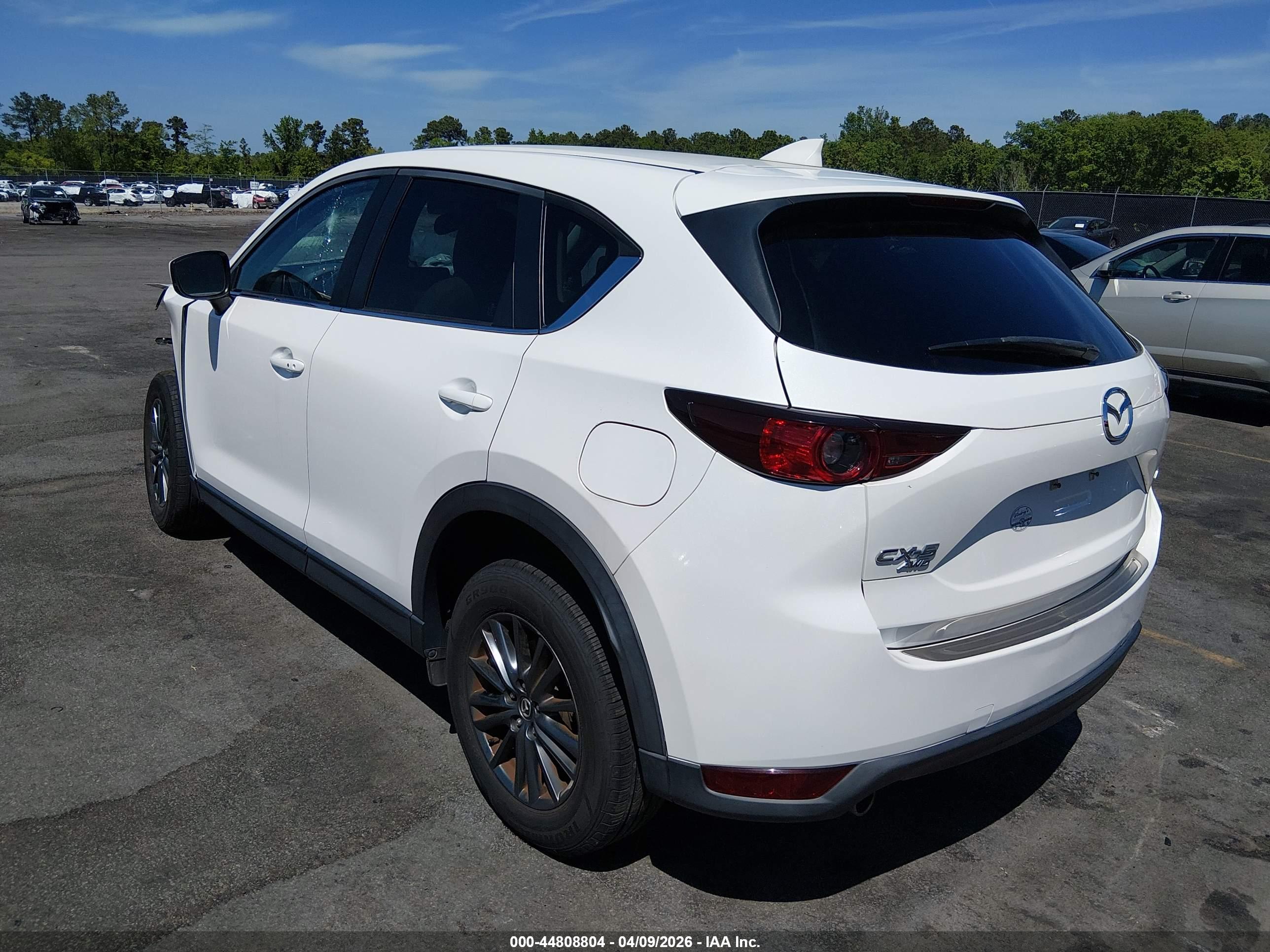 MAZDA CX-5 image 3