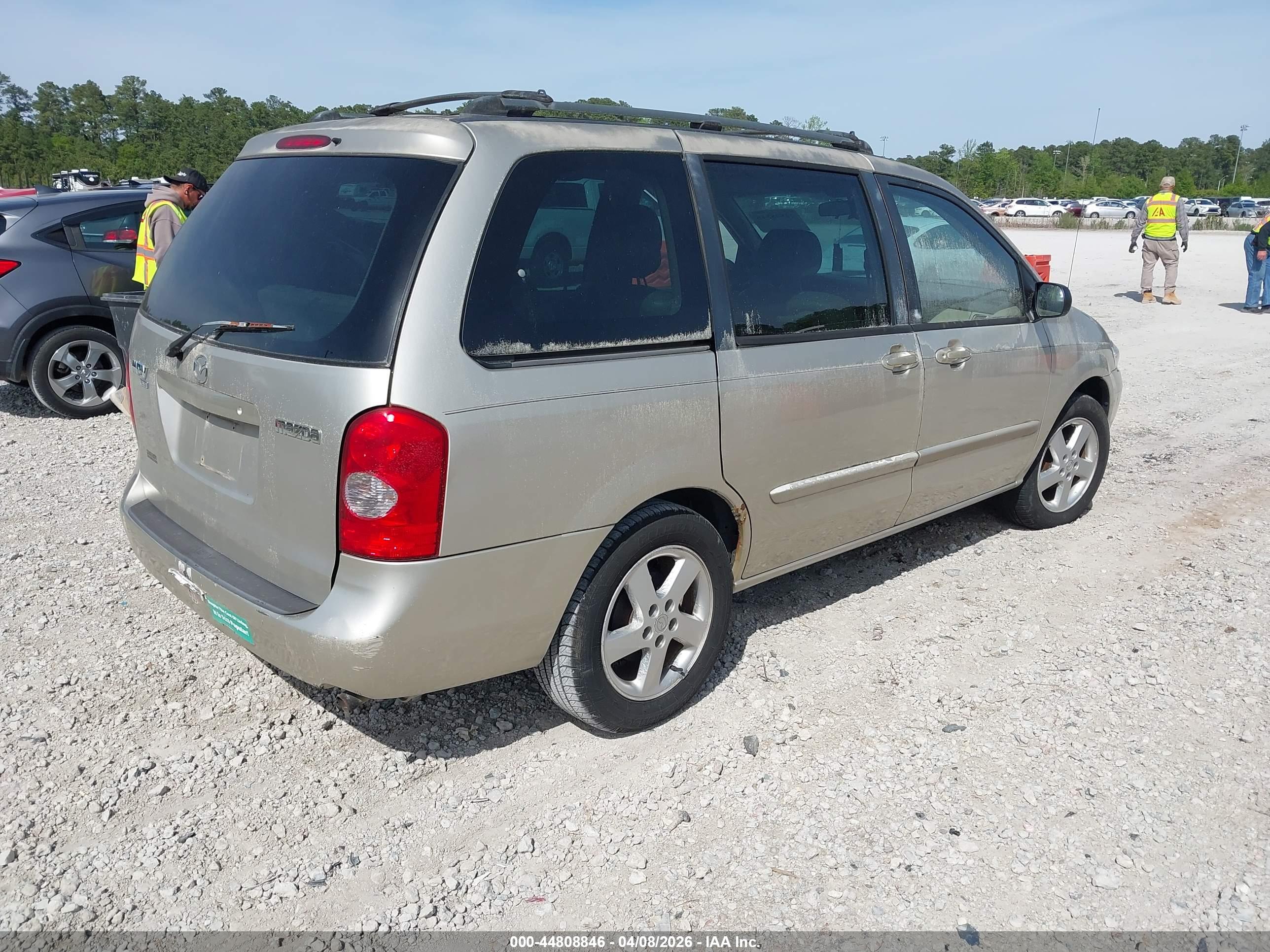 MAZDA MPV image 4
