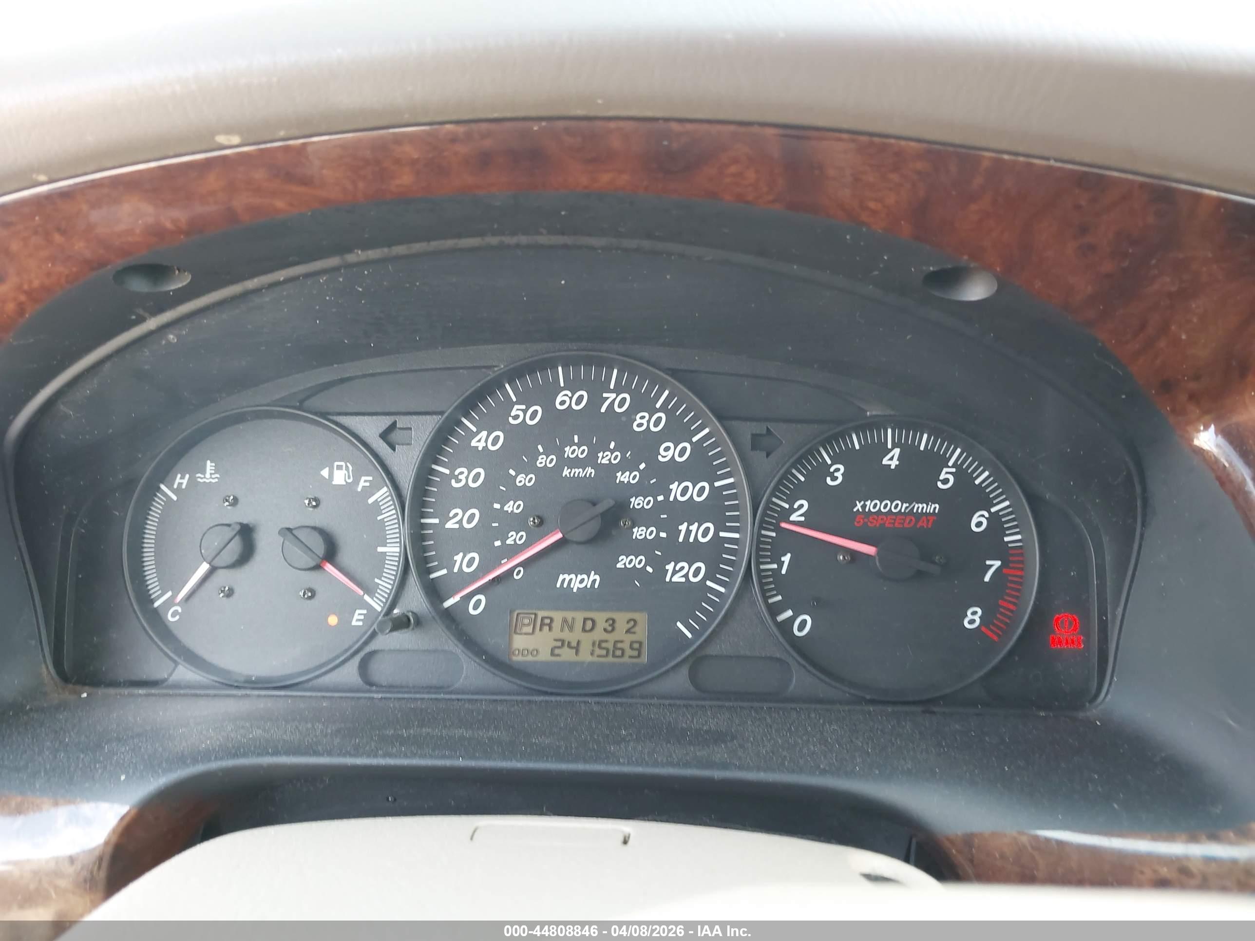MAZDA MPV image 7