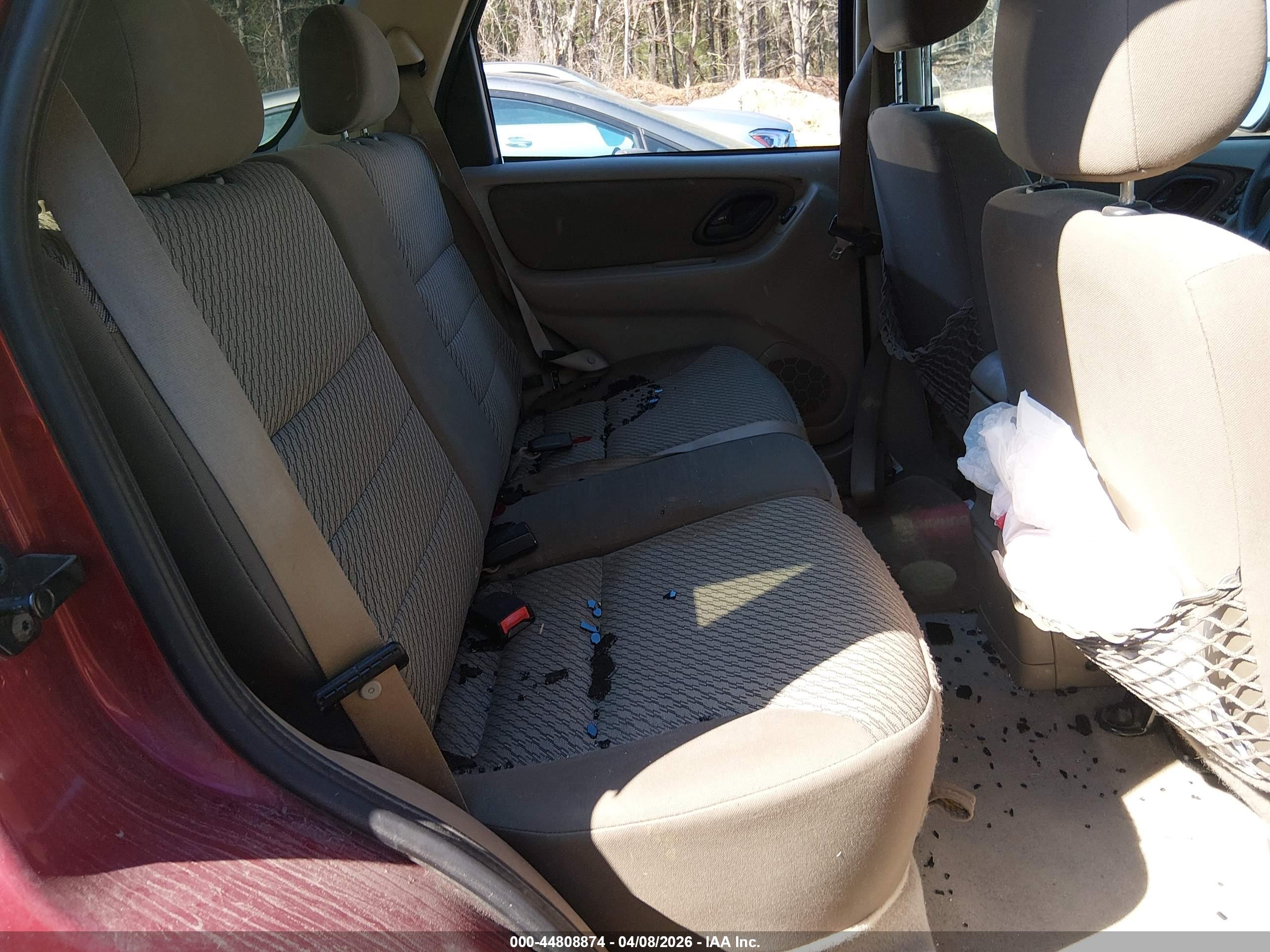 FORD ESCAPE image 8