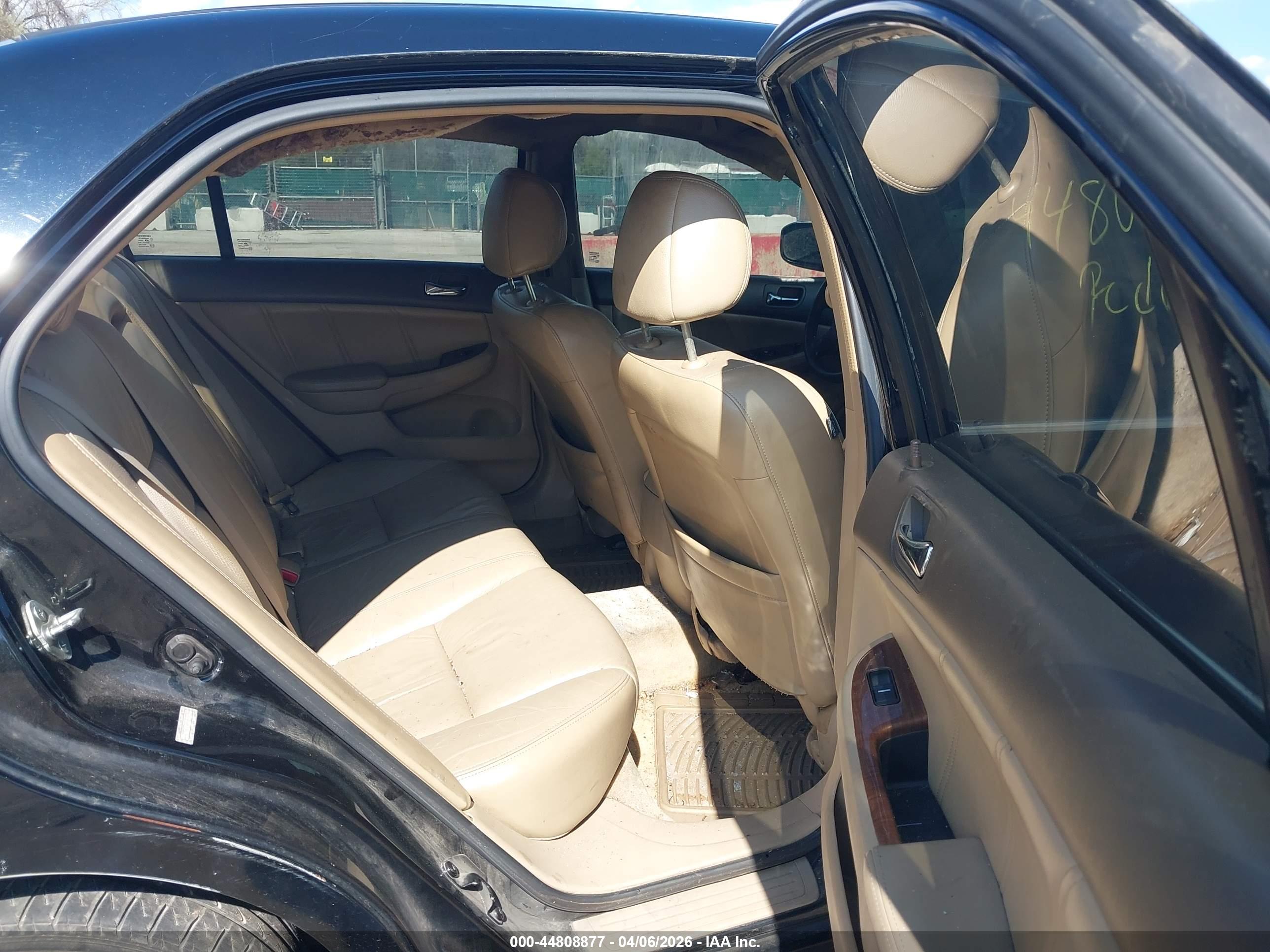 HONDA ACCORD image 8
