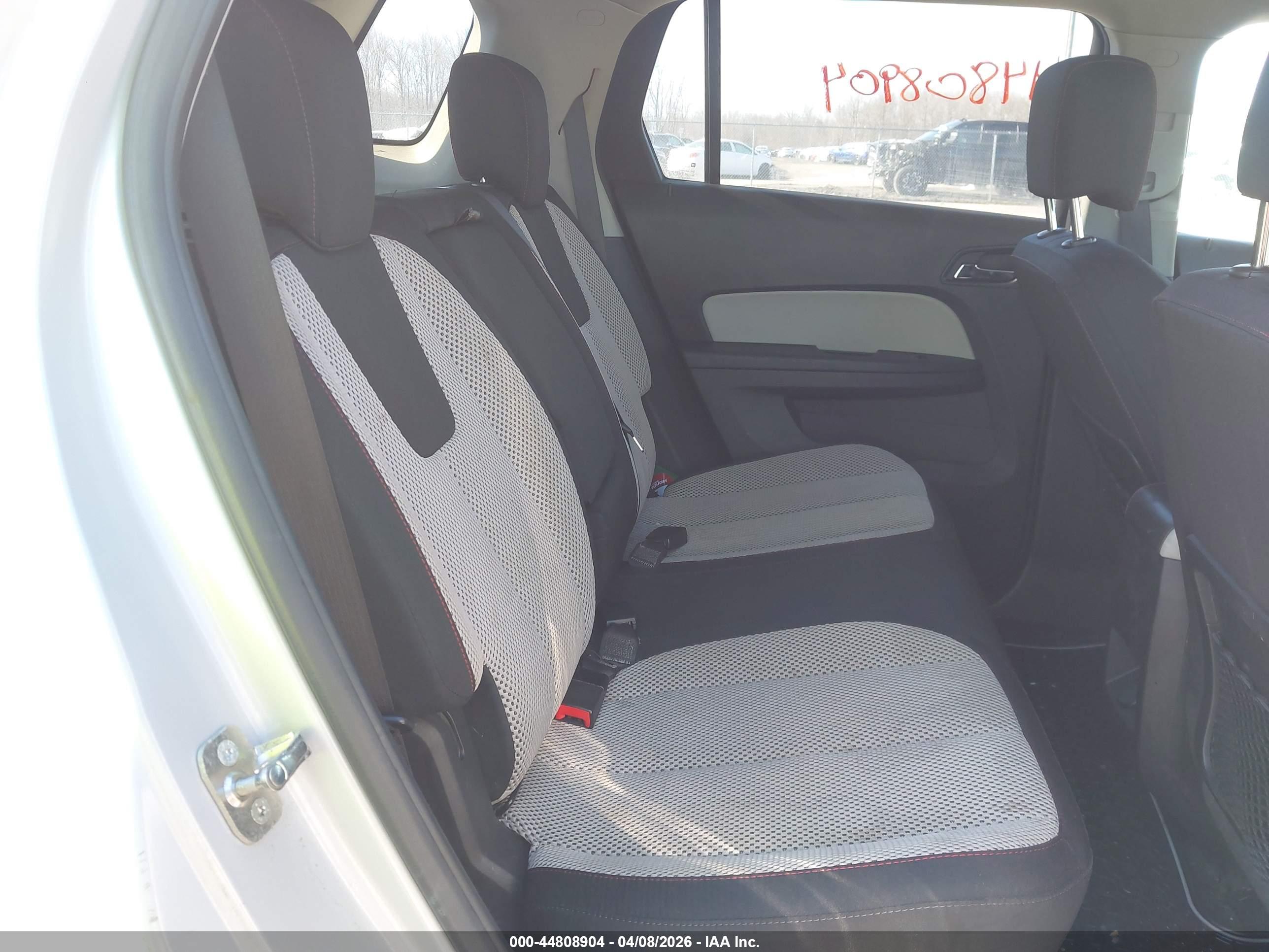 GMC TERRAIN image 8