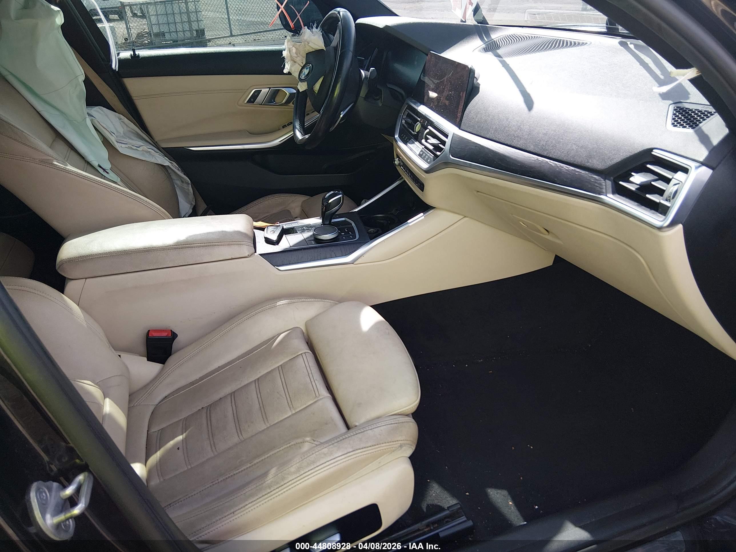 BMW 330I image 5