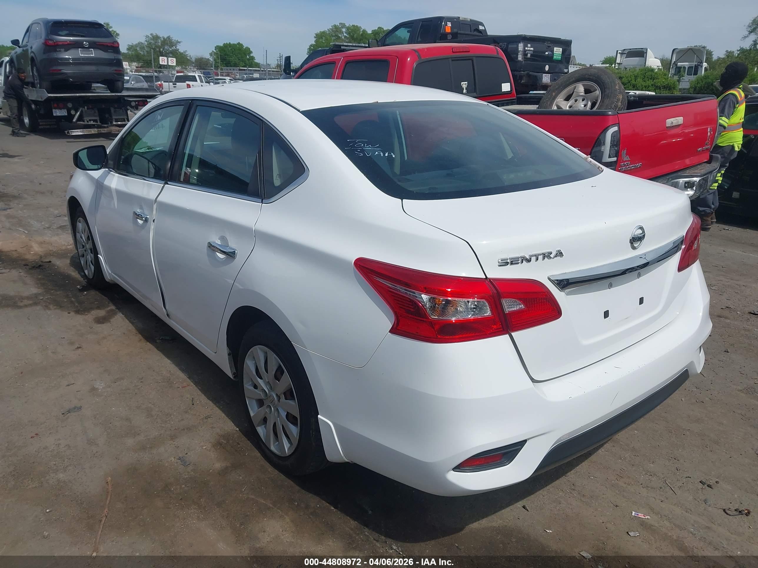 NISSAN SENTRA image 3