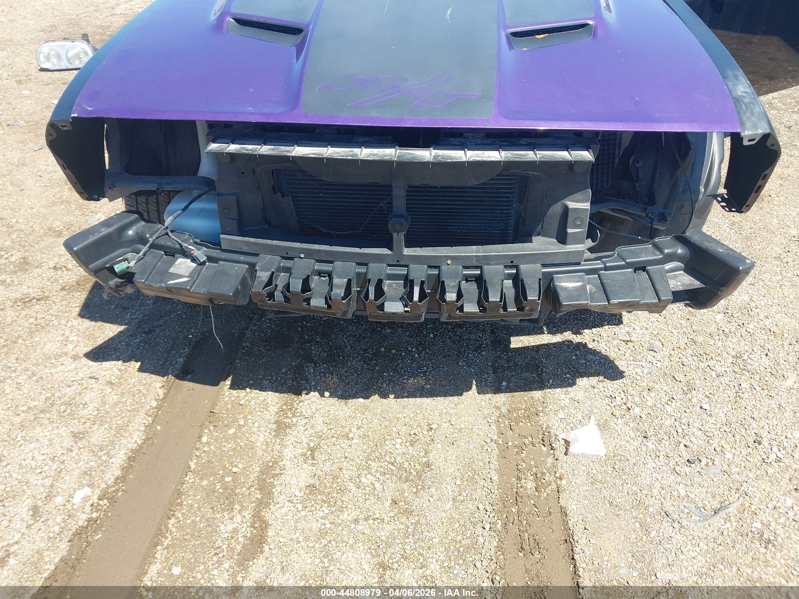 DODGE CHALLENGER image 6
