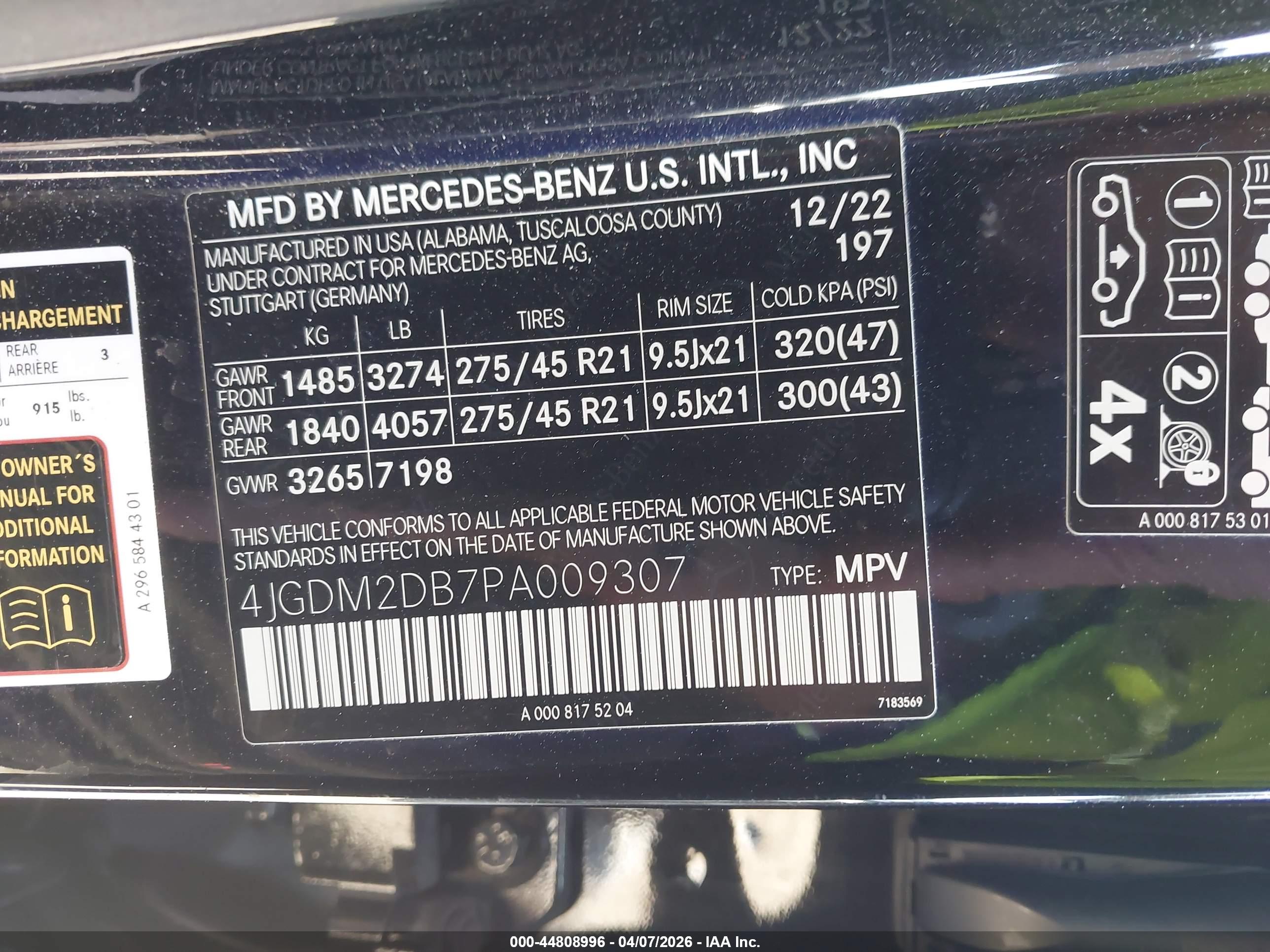 MERCEDES-BENZ EQS image 9