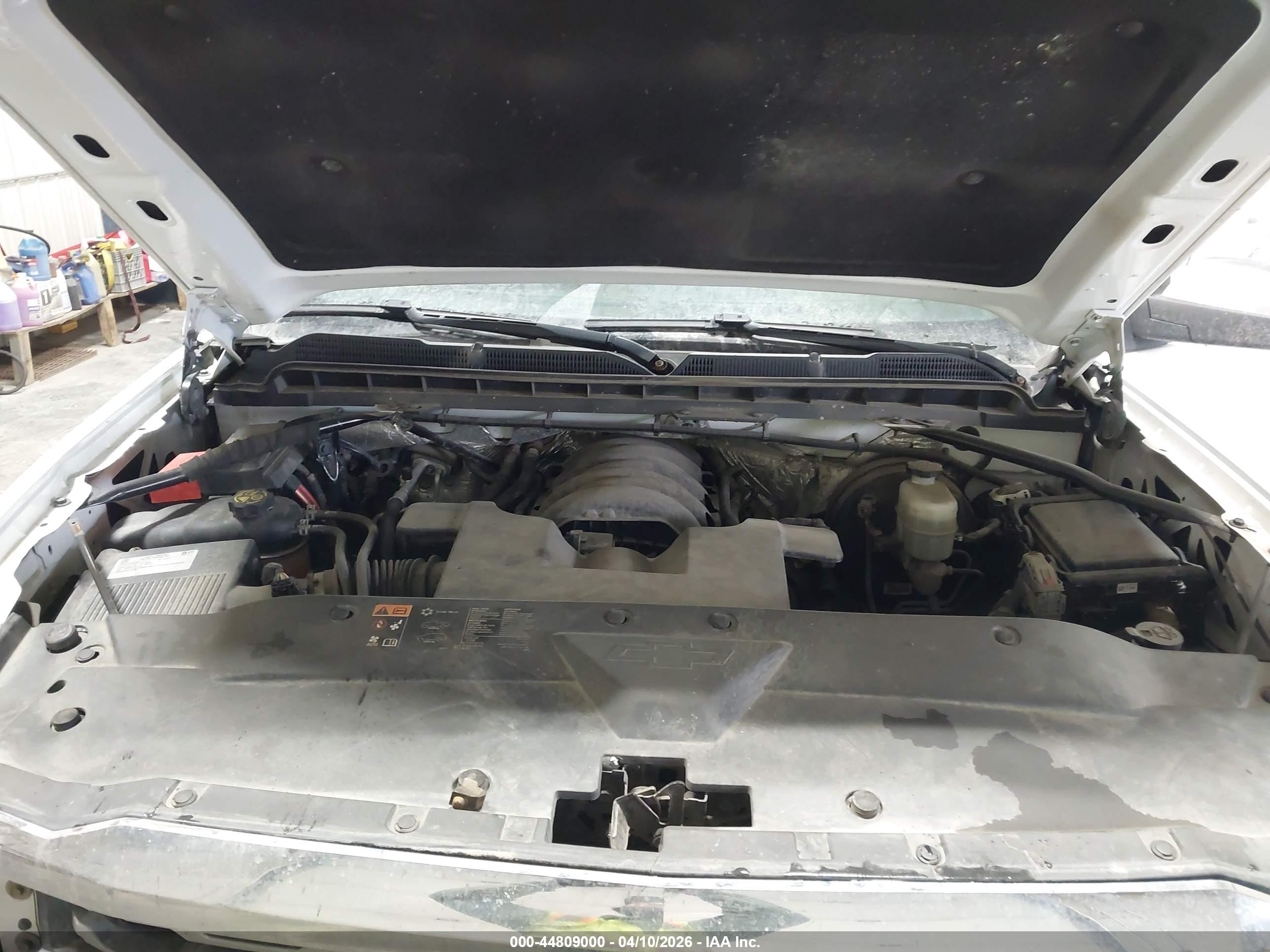 CHEVROLET SILVERADO image 10