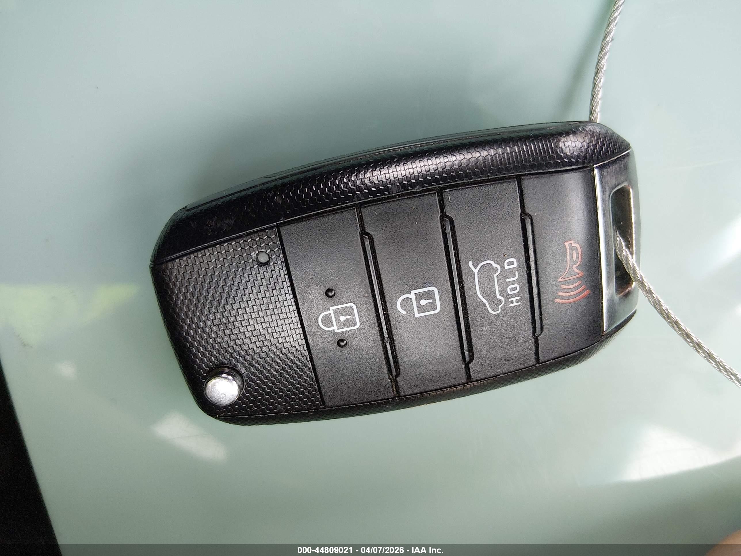 KIA SORENTO image 11