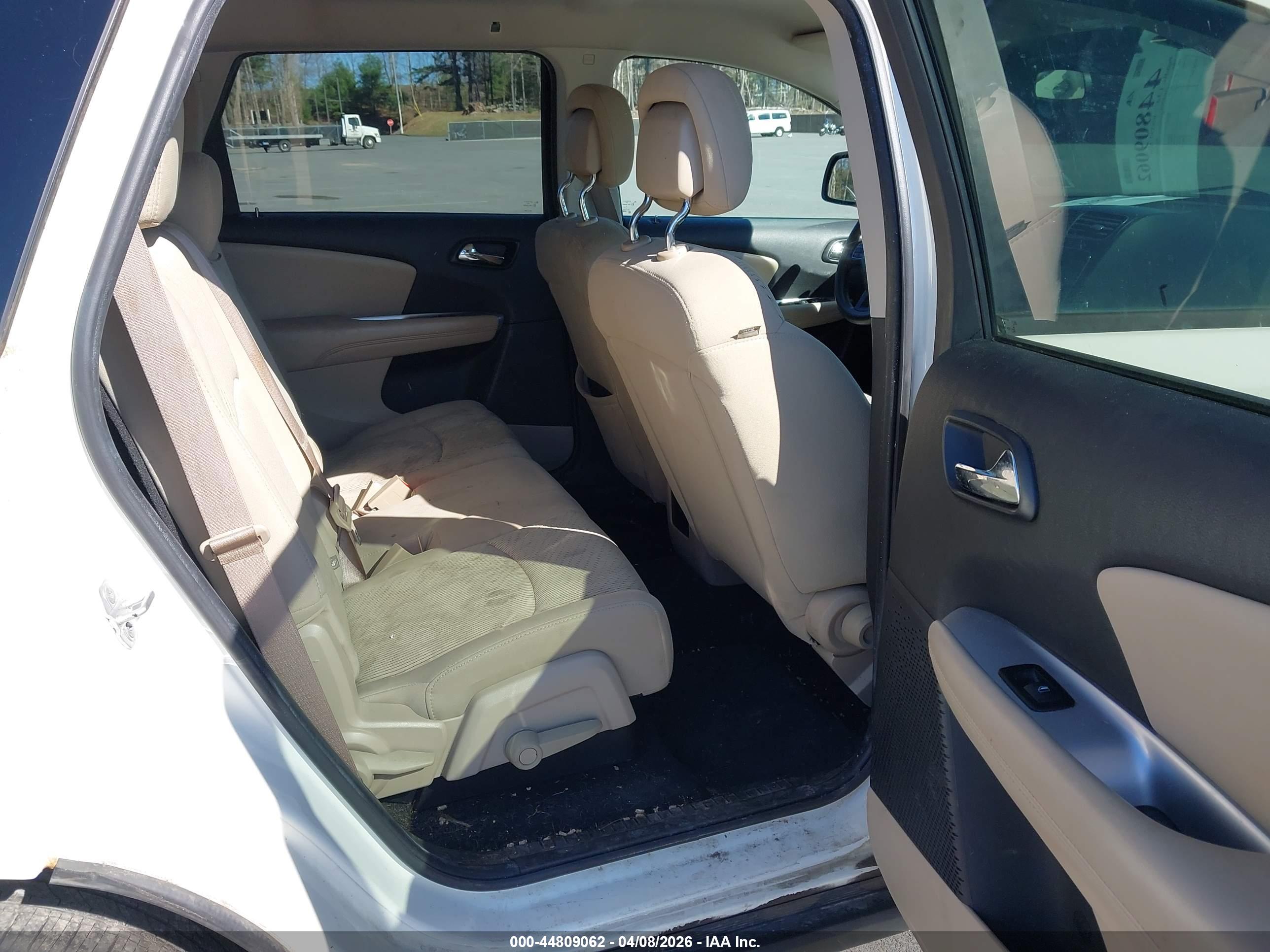 DODGE JOURNEY image 8