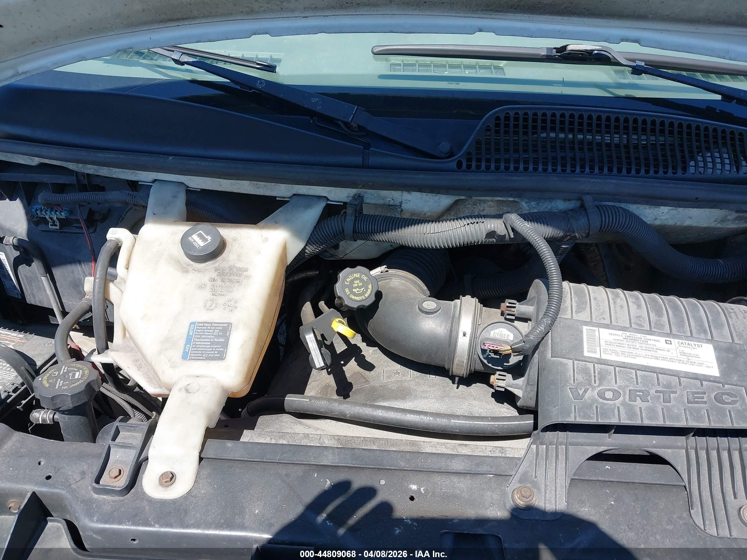 CHEVROLET EXPRESS image 10