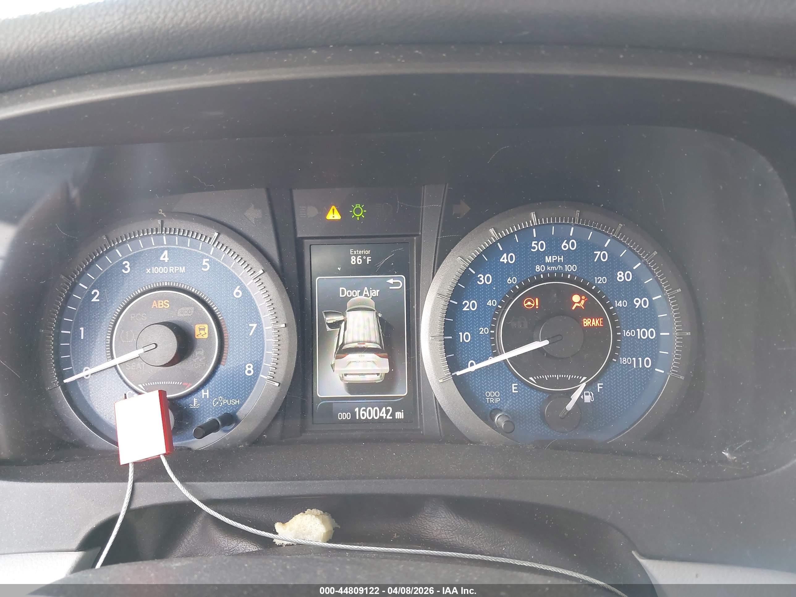 TOYOTA SIENNA image 7