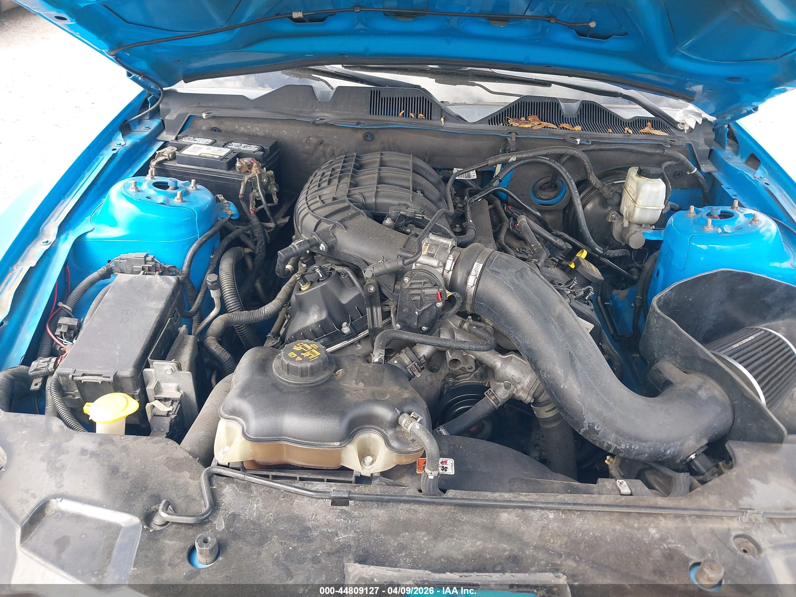 FORD MUSTANG image 10
