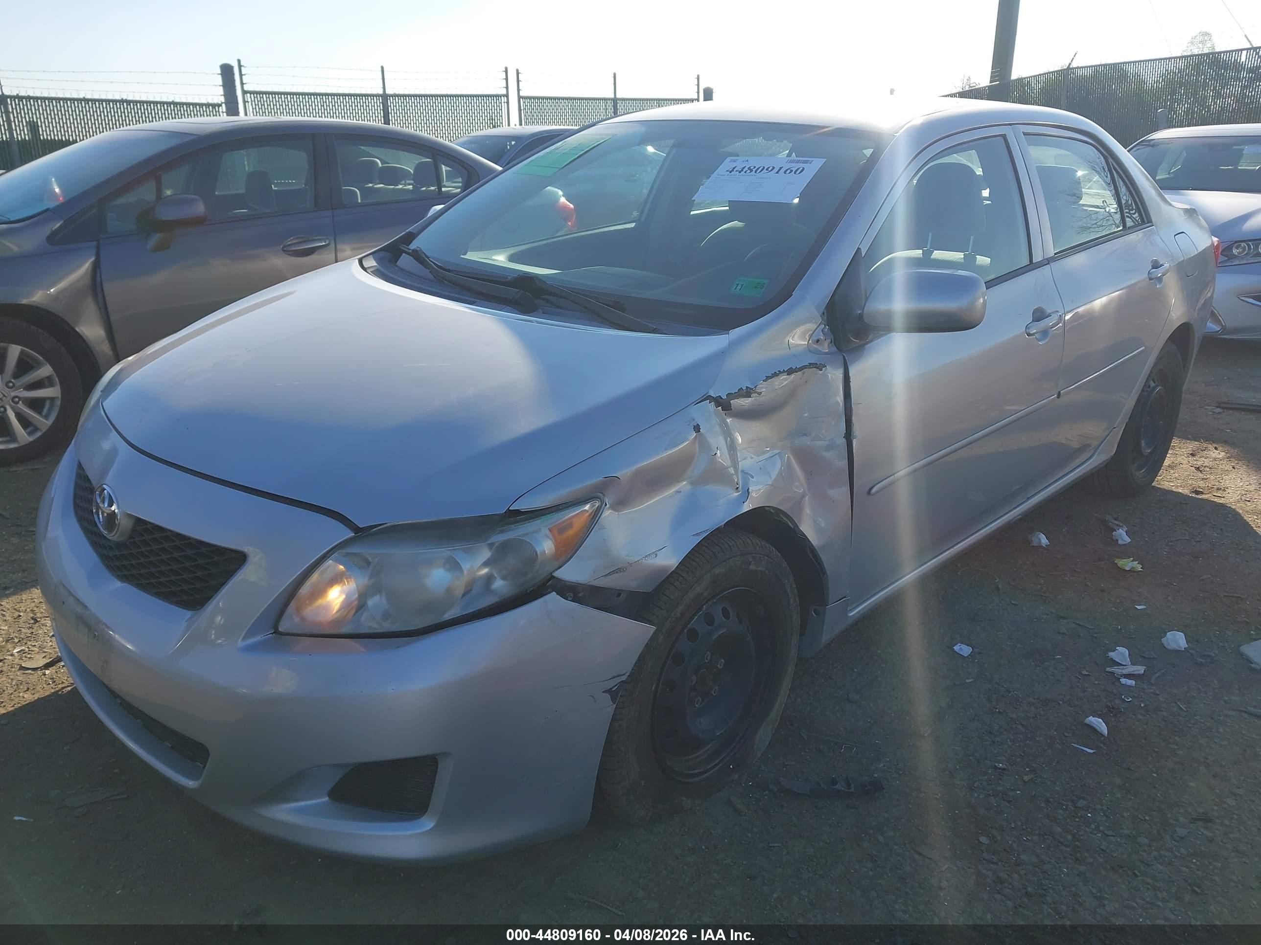 TOYOTA COROLLA image 2