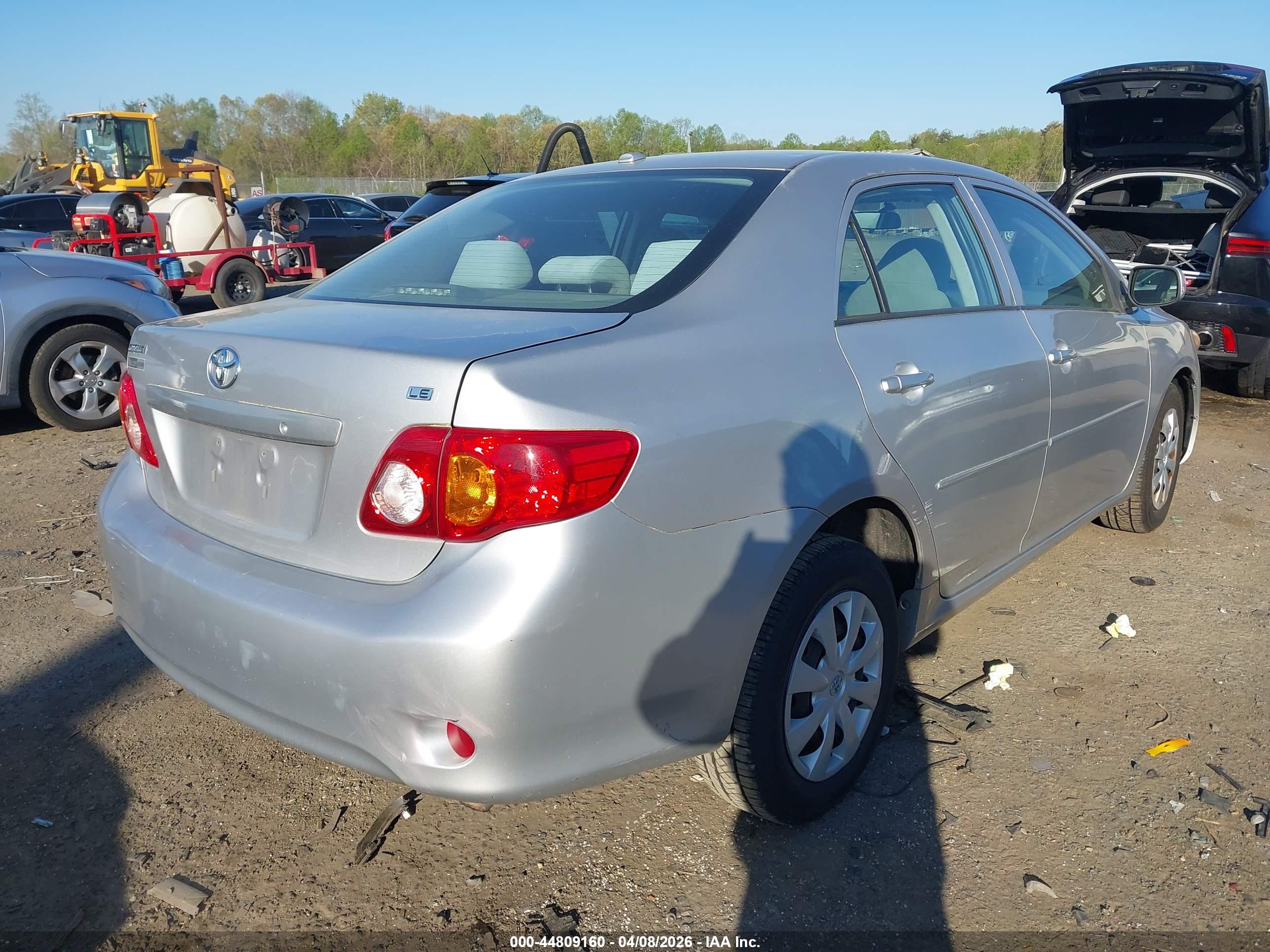 TOYOTA COROLLA image 4