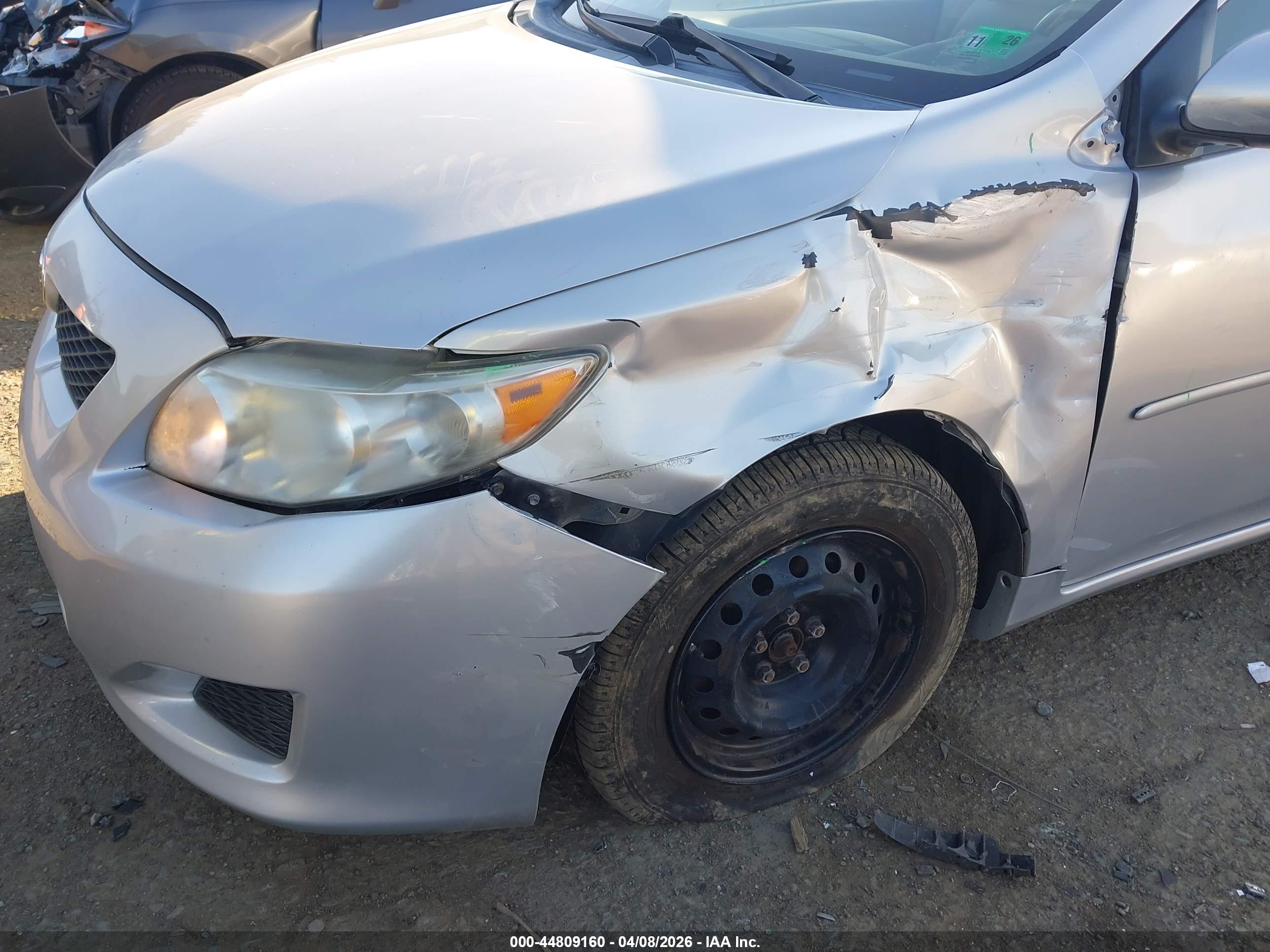 TOYOTA COROLLA image 6