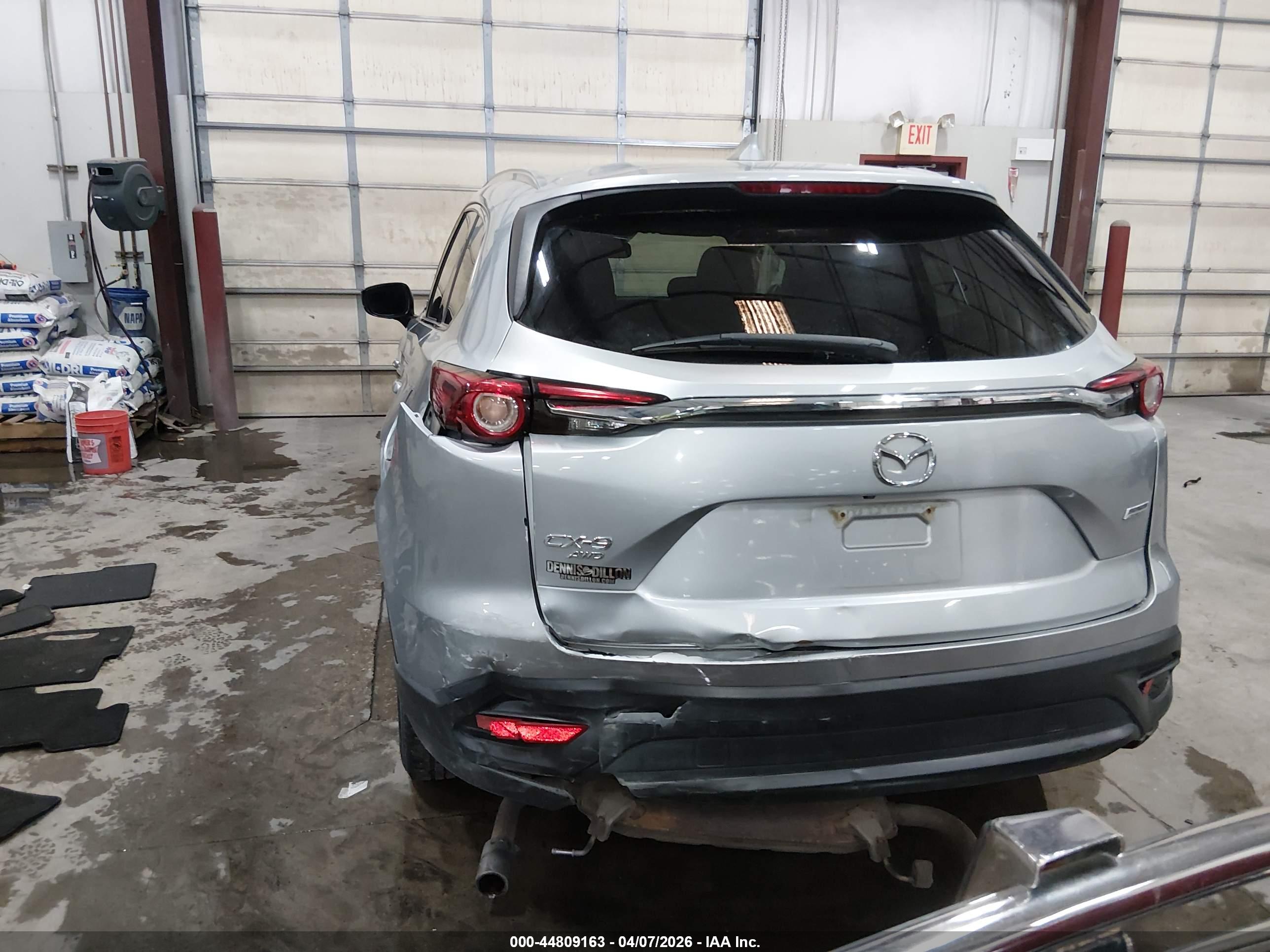 MAZDA CX-9 image 6