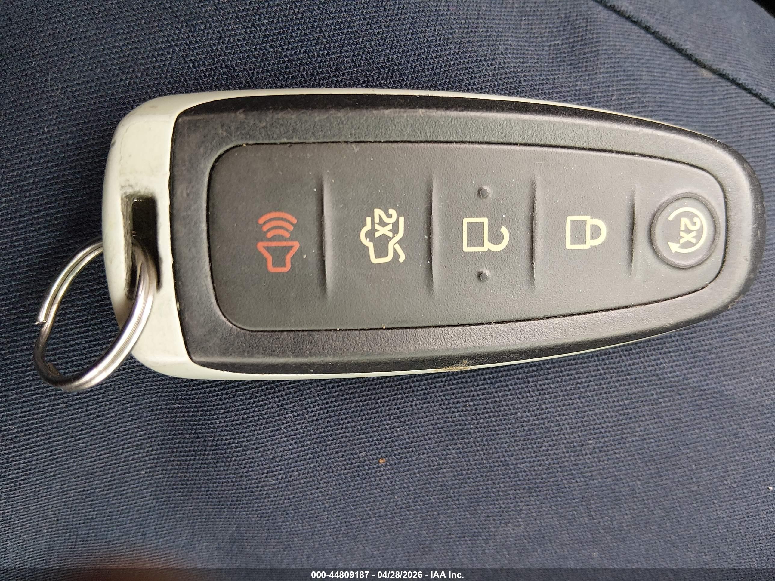 FORD ESCAPE image 11
